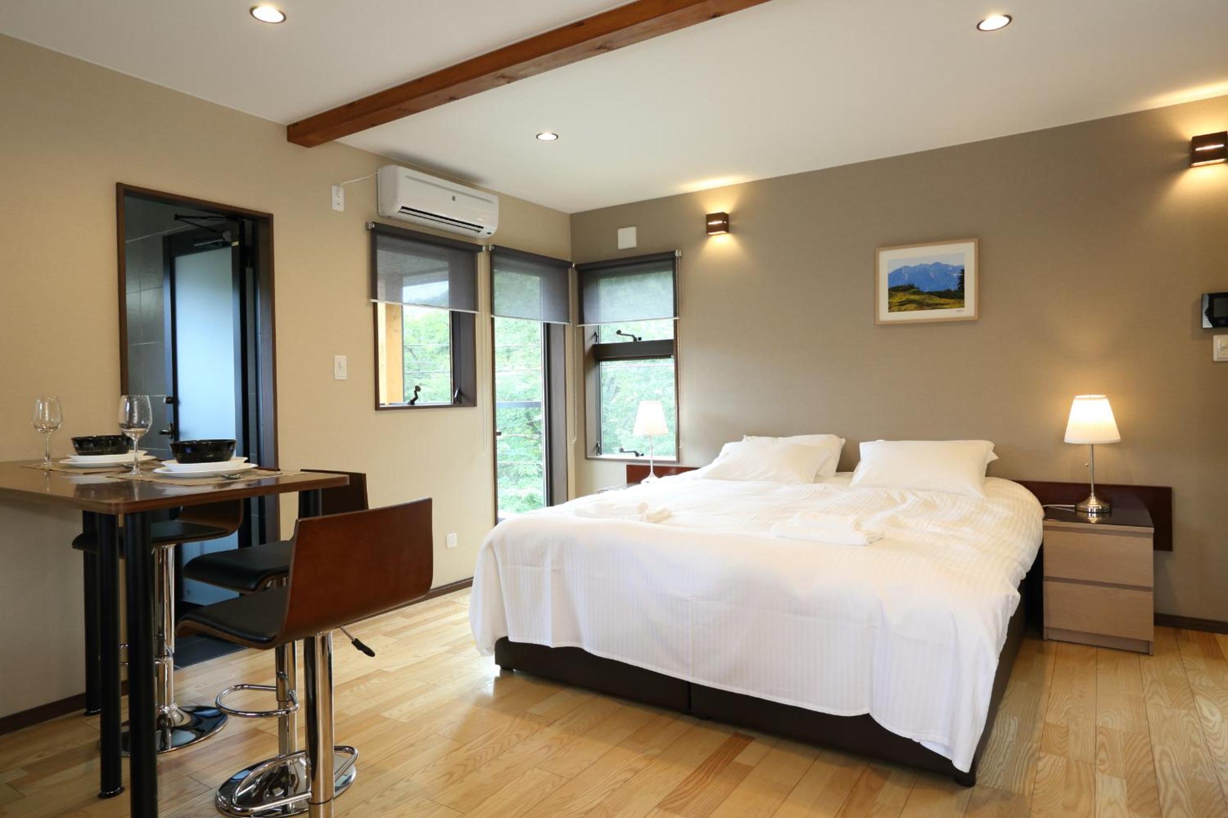 Big Bear Chalets & Apartments view 2
