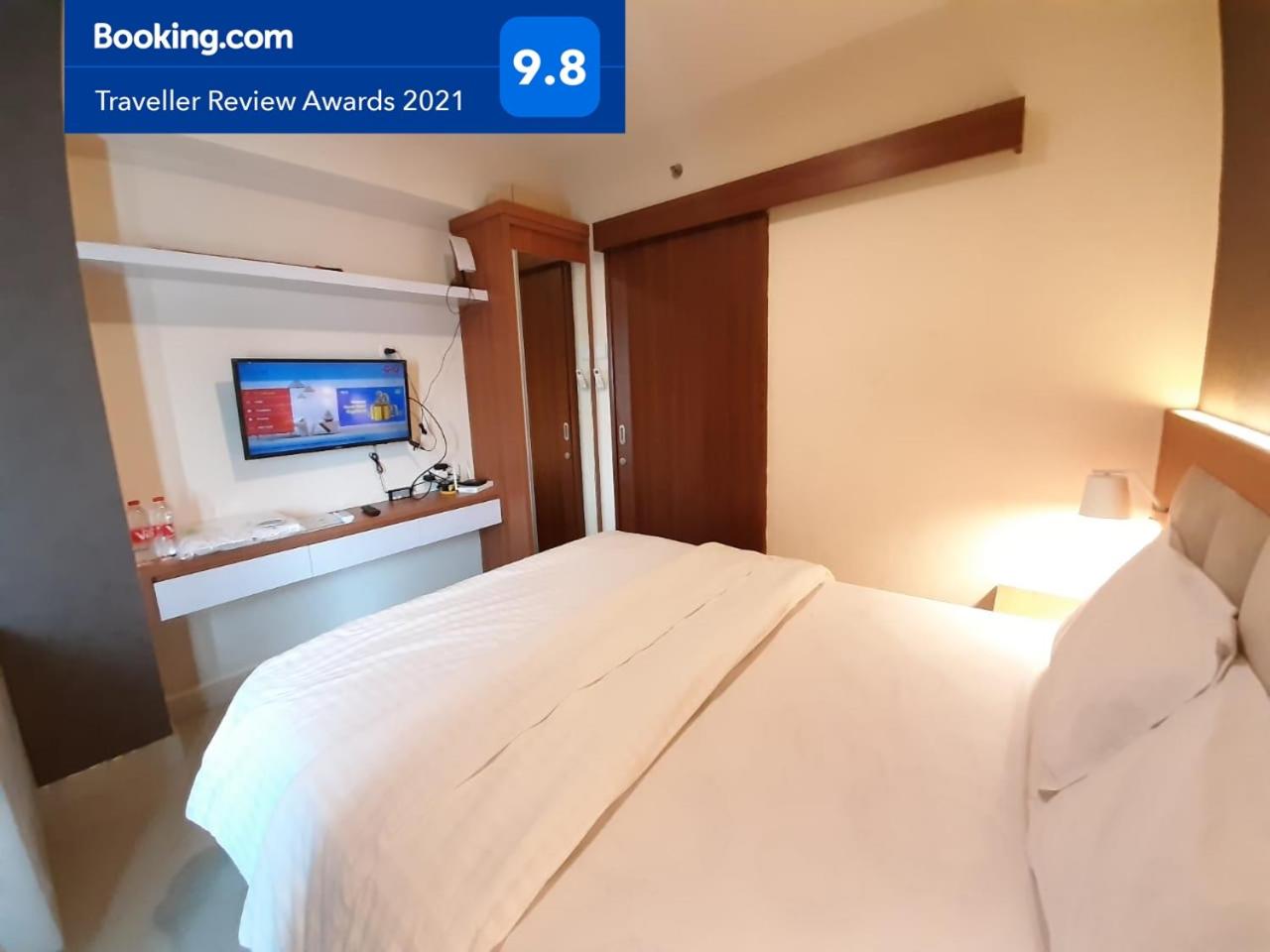 Apartemen Grand Kamala Lagoon Studio By Bonzela Property, Bekasi - 12