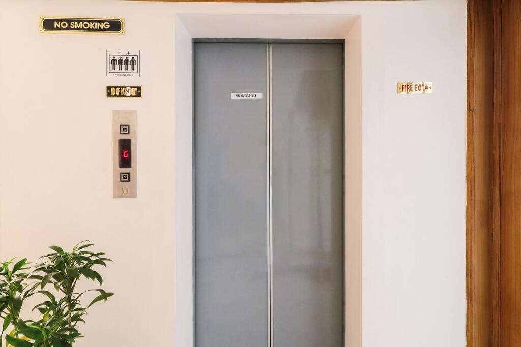 hotel reception