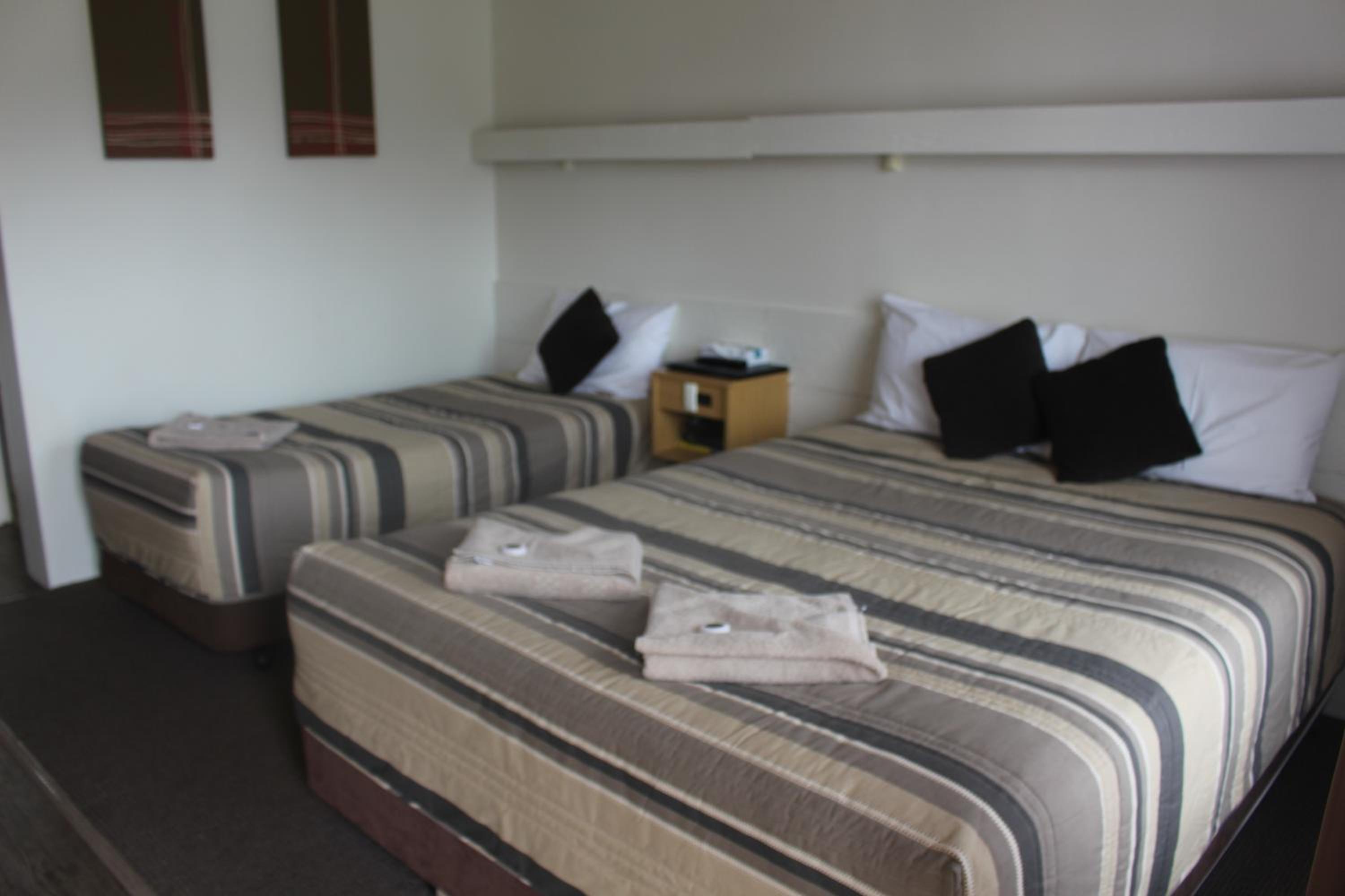 Centrepoint Motel