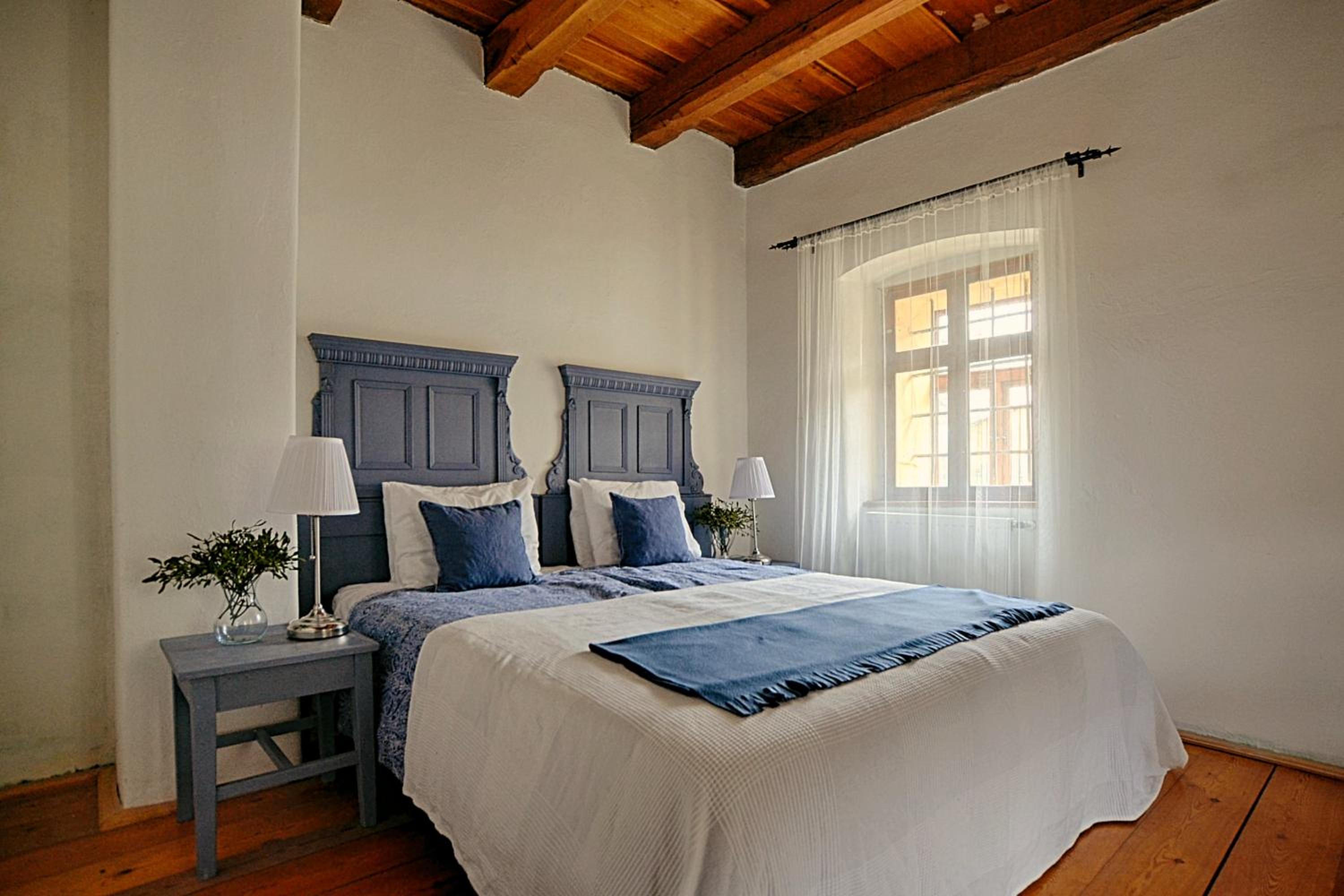 Zuzmó Guesthouse, Jósvafő, Aggtelek National Park - Stylish 150 year old farmhouse for 10 guests view 4