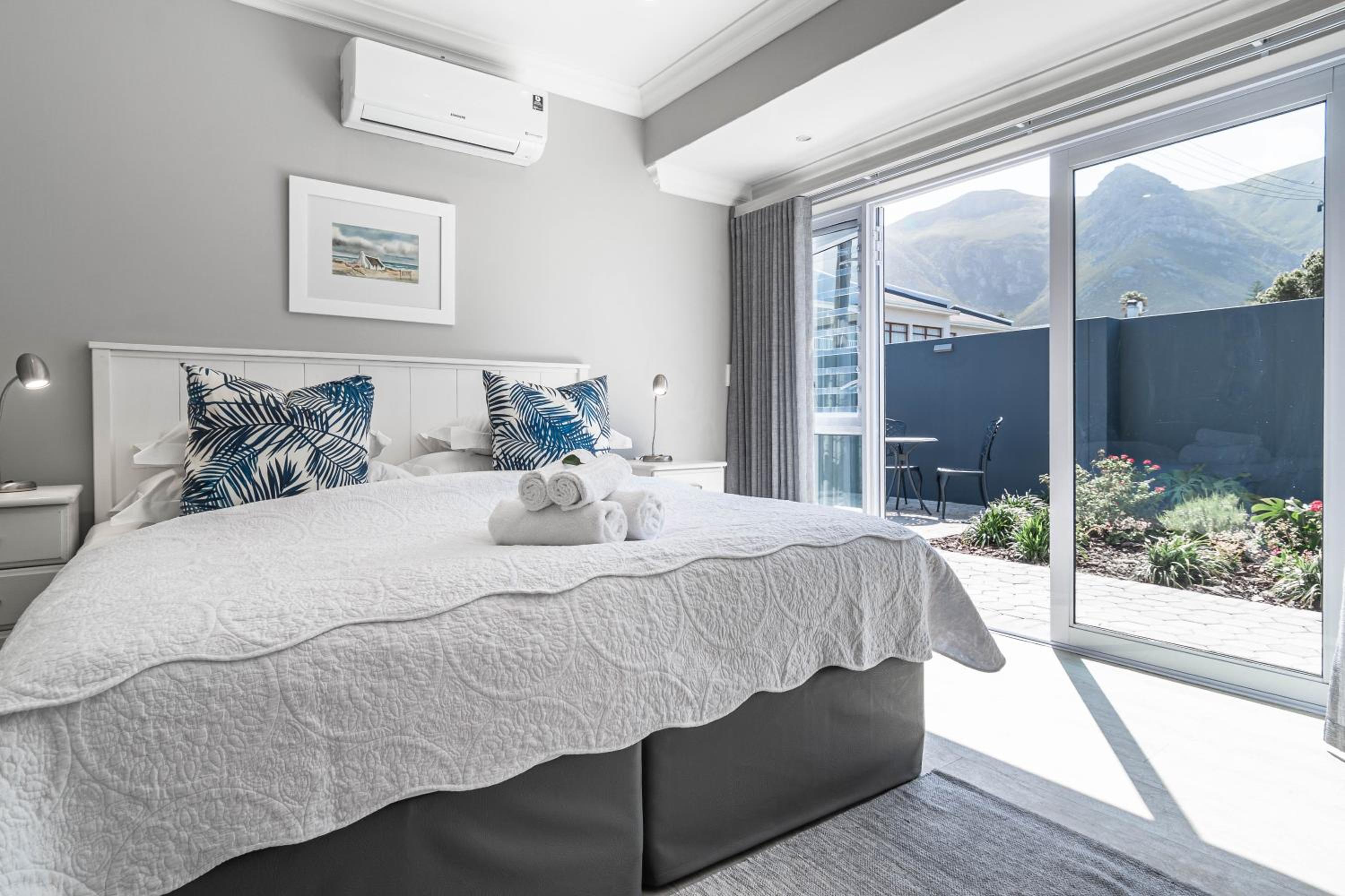 Whale Coast Ocean Villa - Image 3