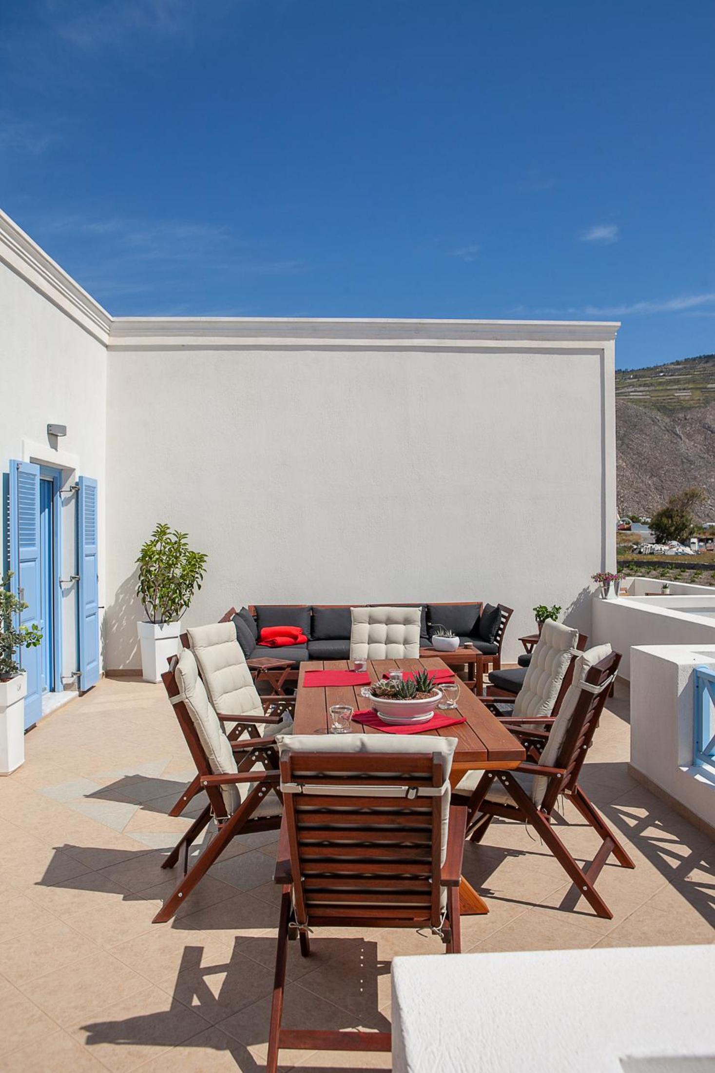 Sunrise Apartment Santorini