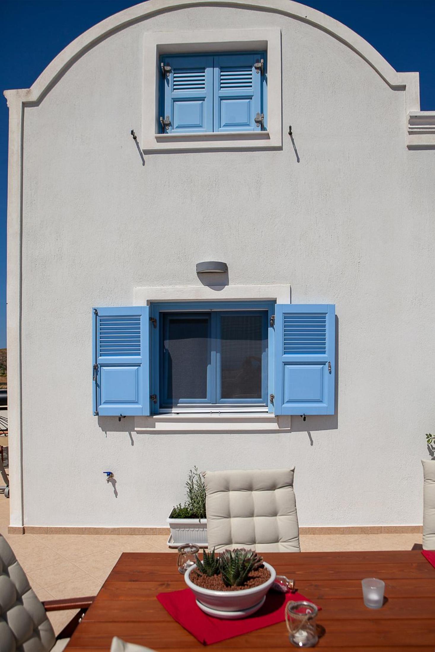 Sunrise Apartment Santorini