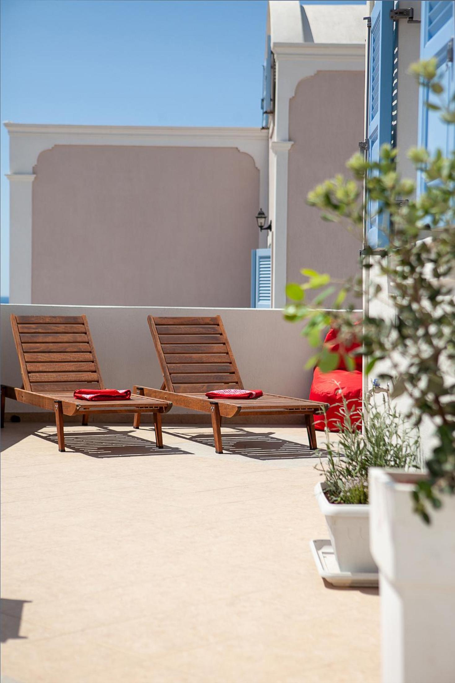 Sunrise Apartment Santorini
