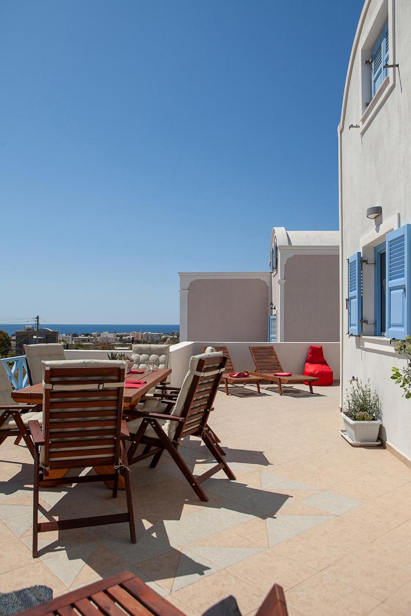 Sunrise Apartment Santorini
