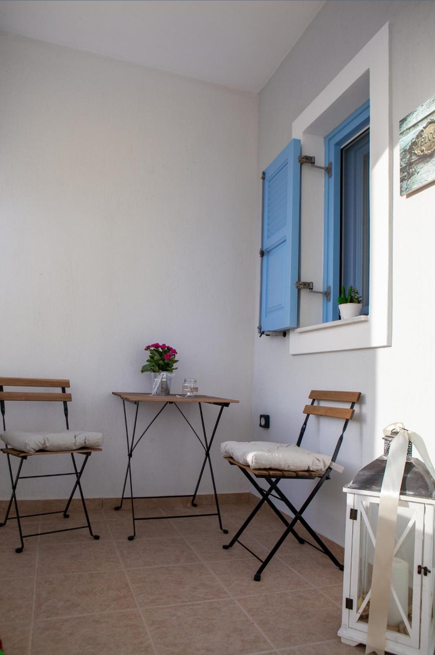 Sunrise Apartment Santorini
