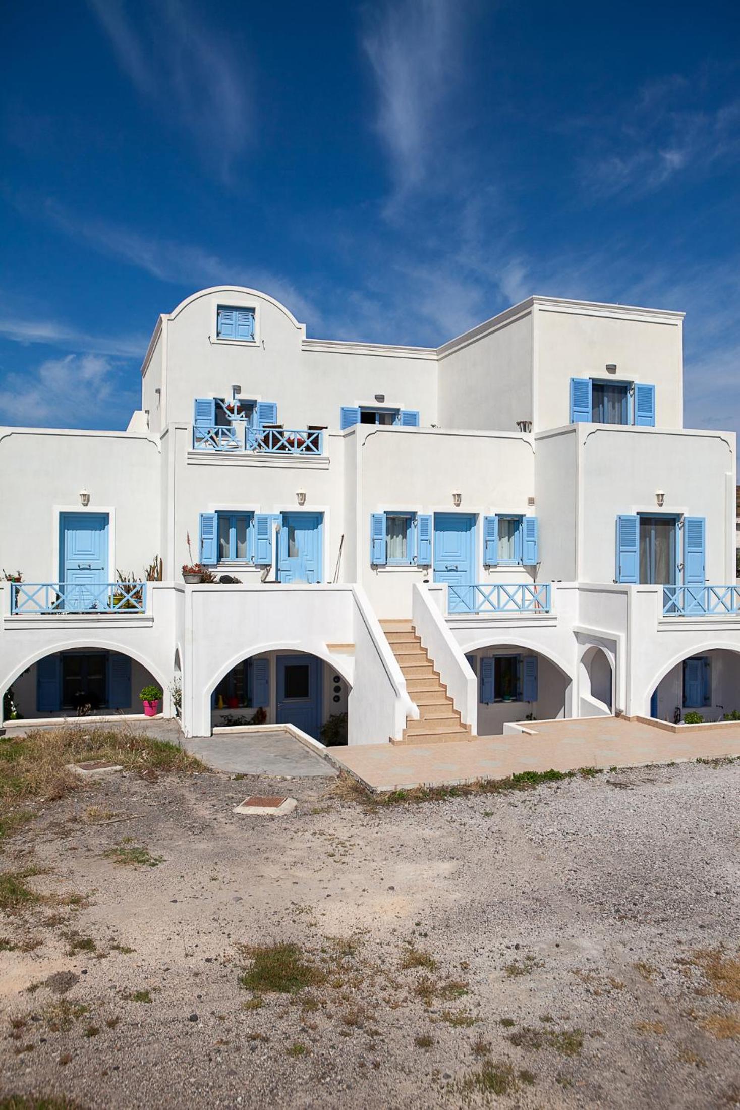 Sunrise Apartment Santorini