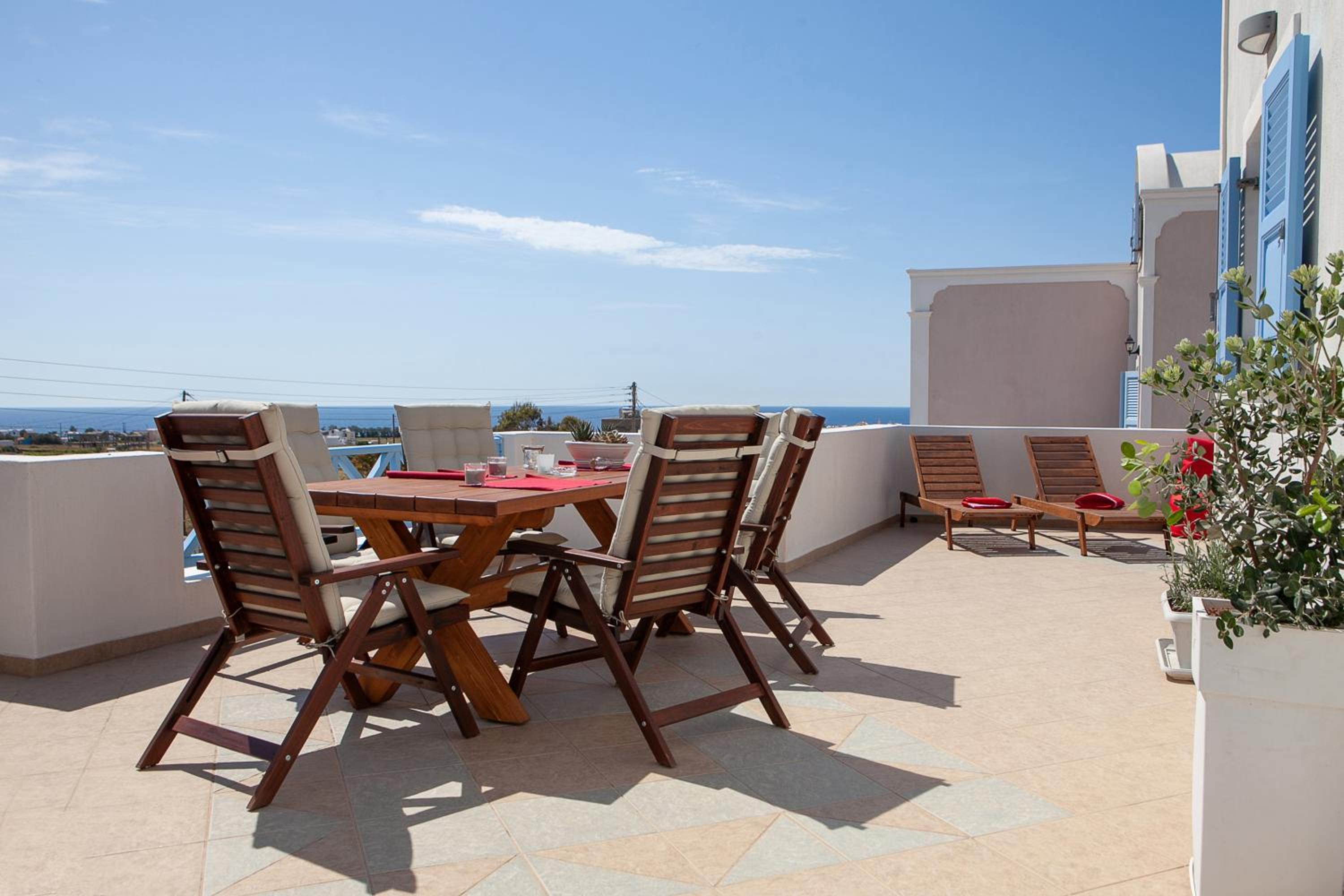 Sunrise Apartment Santorini