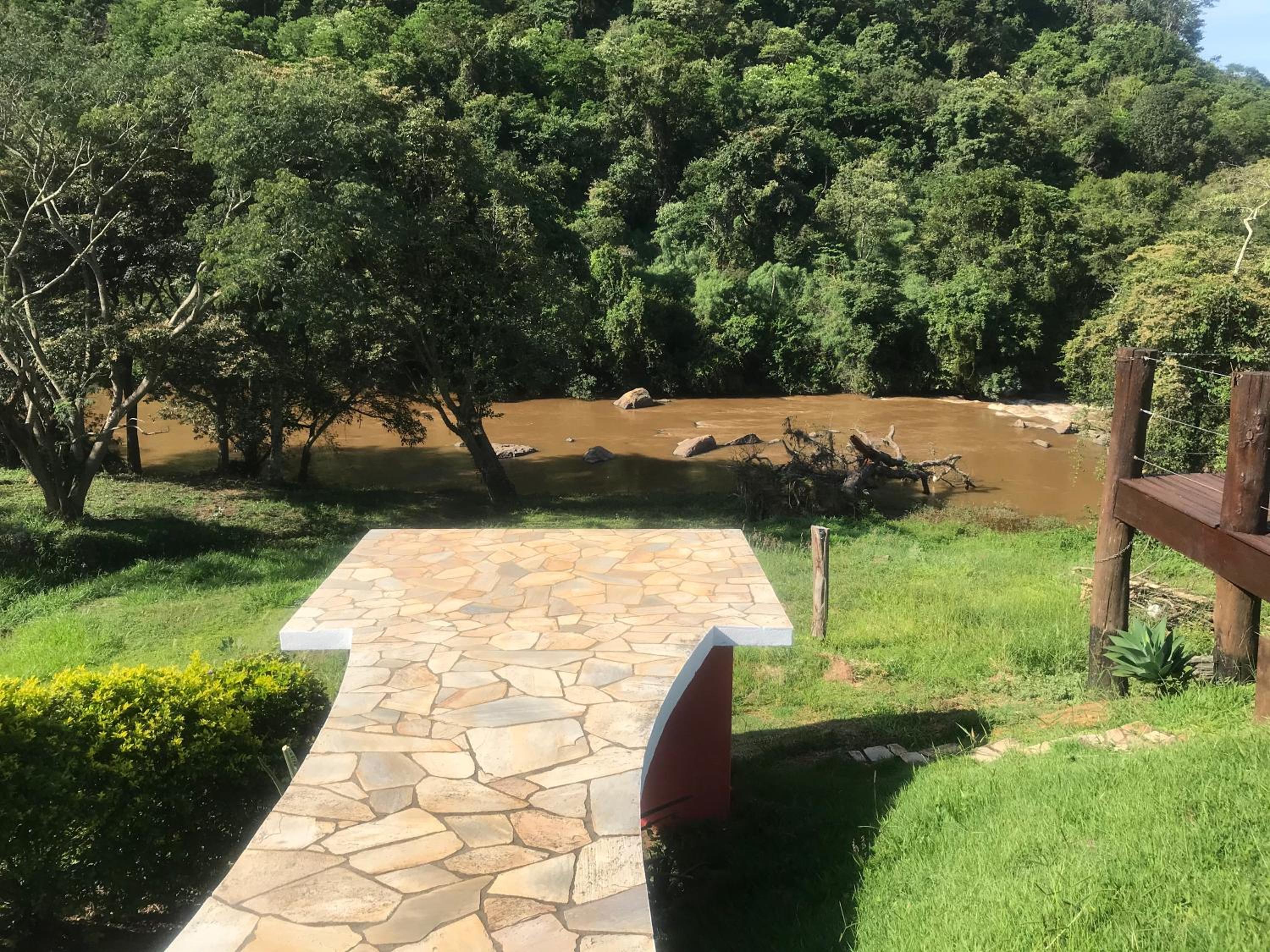 Recanto do Rio em Jacutinga MG