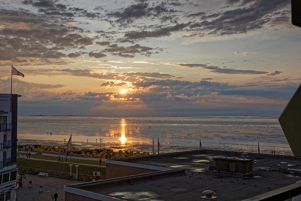 Christiansen im Panoramahaus Duhnen