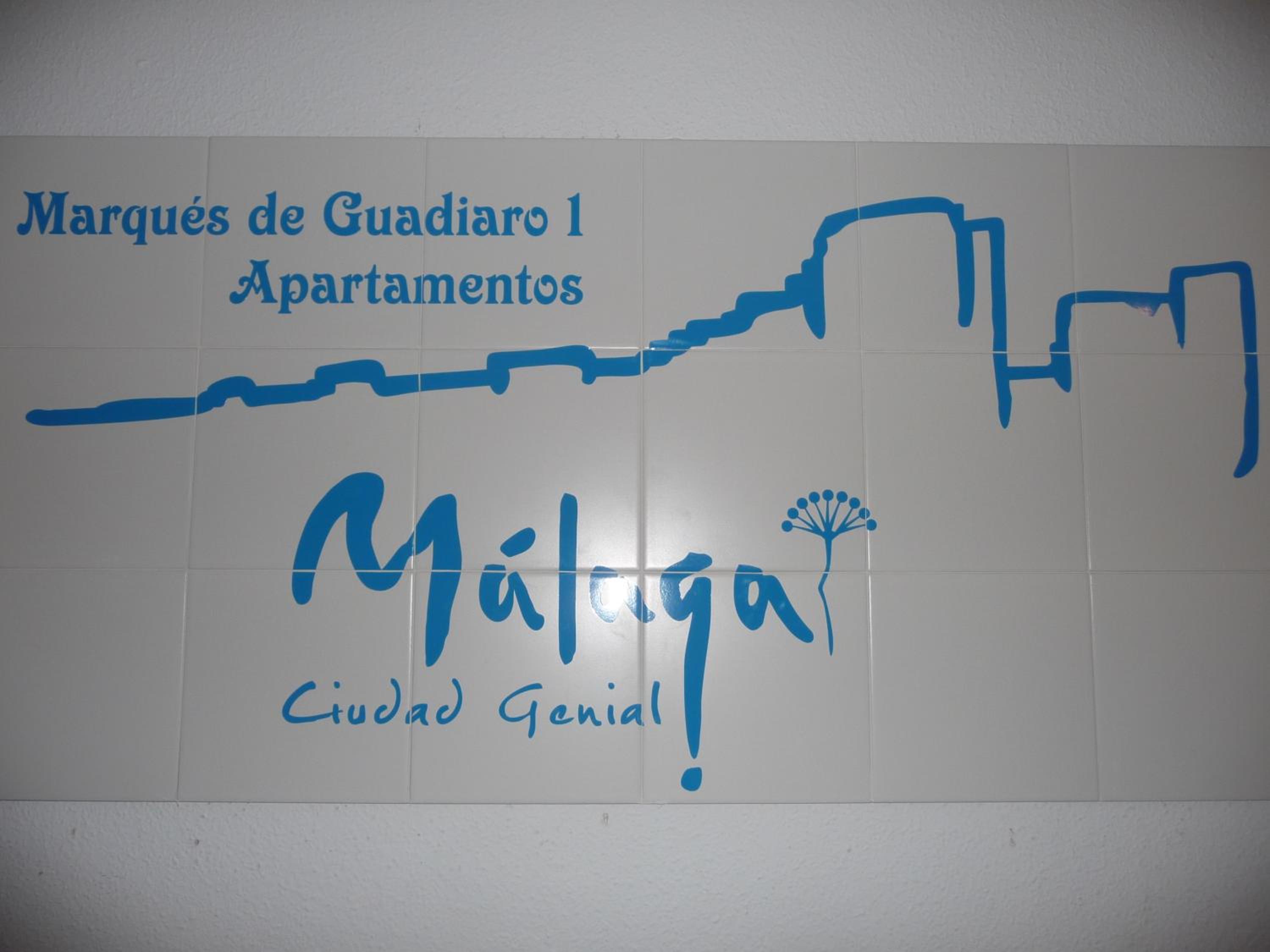 Marqués de Guadiaro 1 Apartamentos