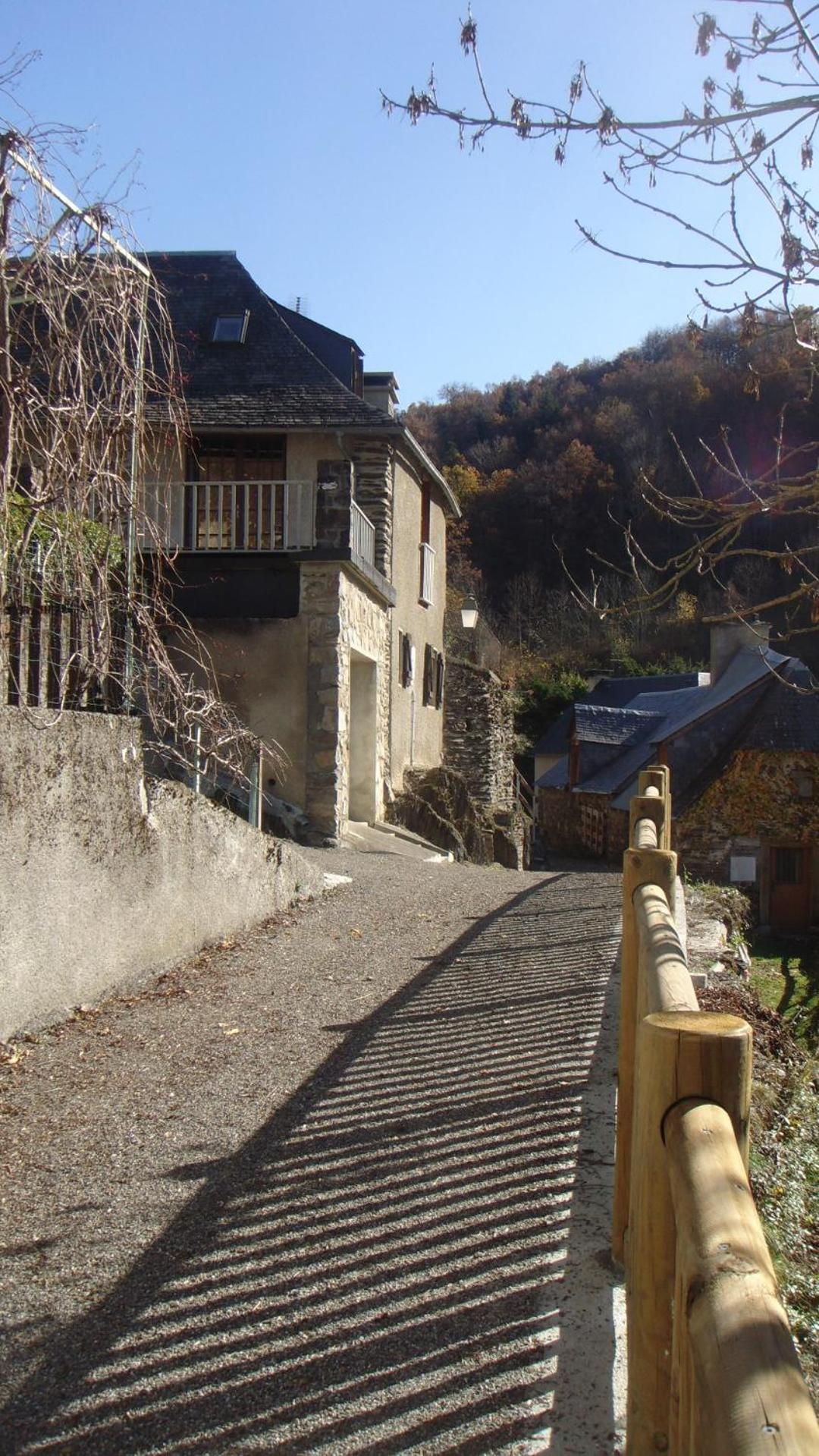 Gîte familial Fouga view 2