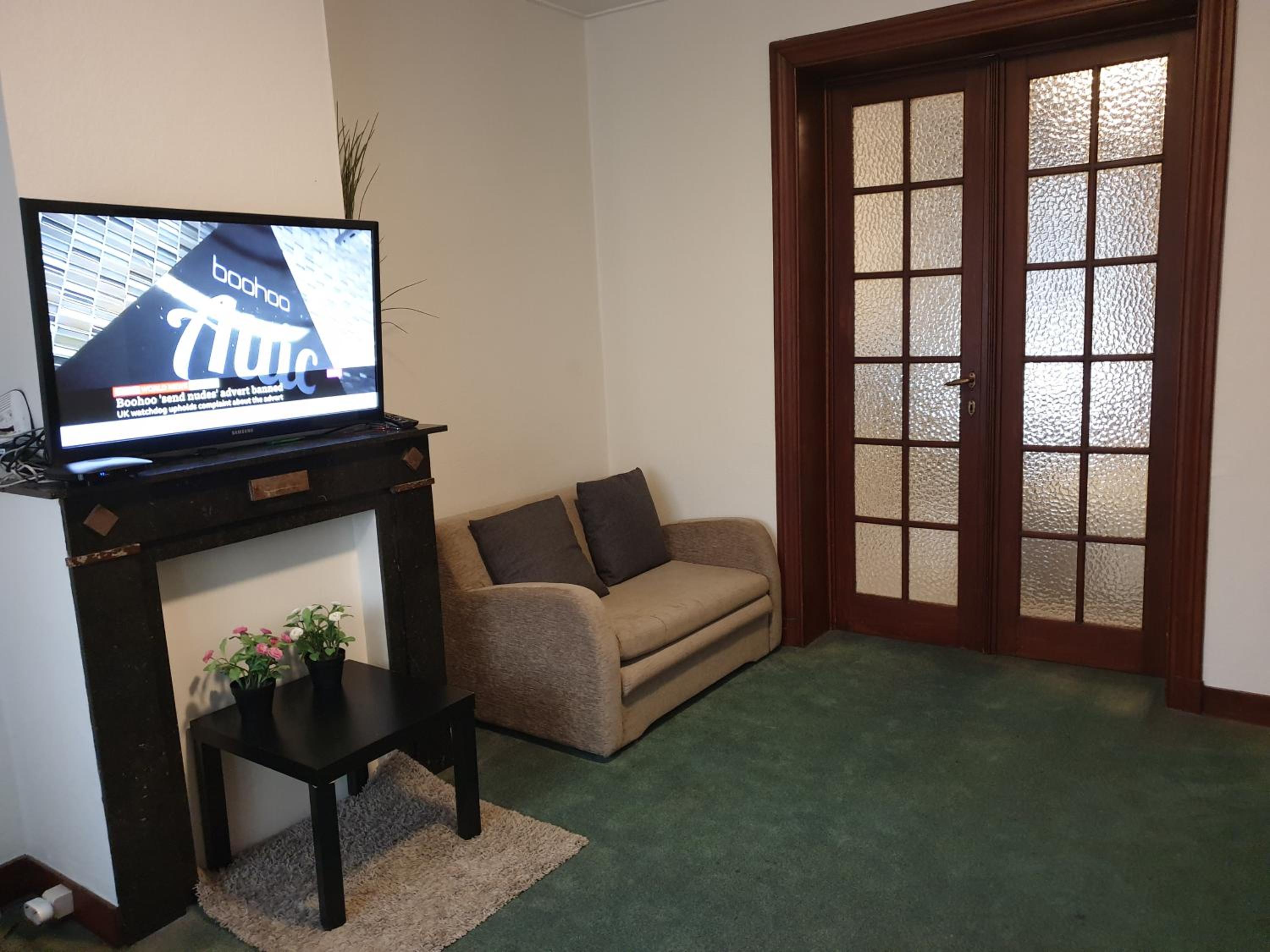Near European District, 1-2 Bedroom Apartment.