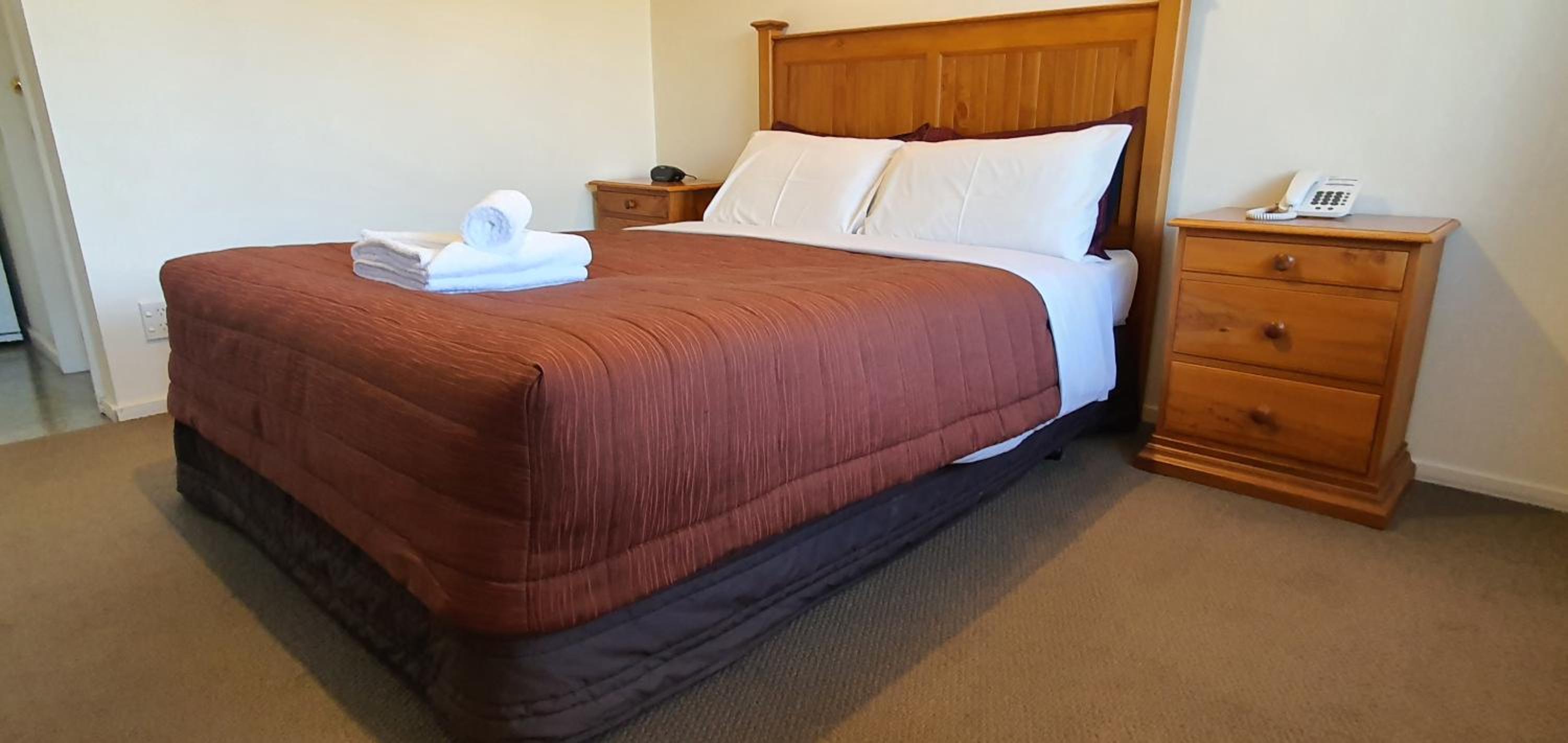 Rosewood Court Motel