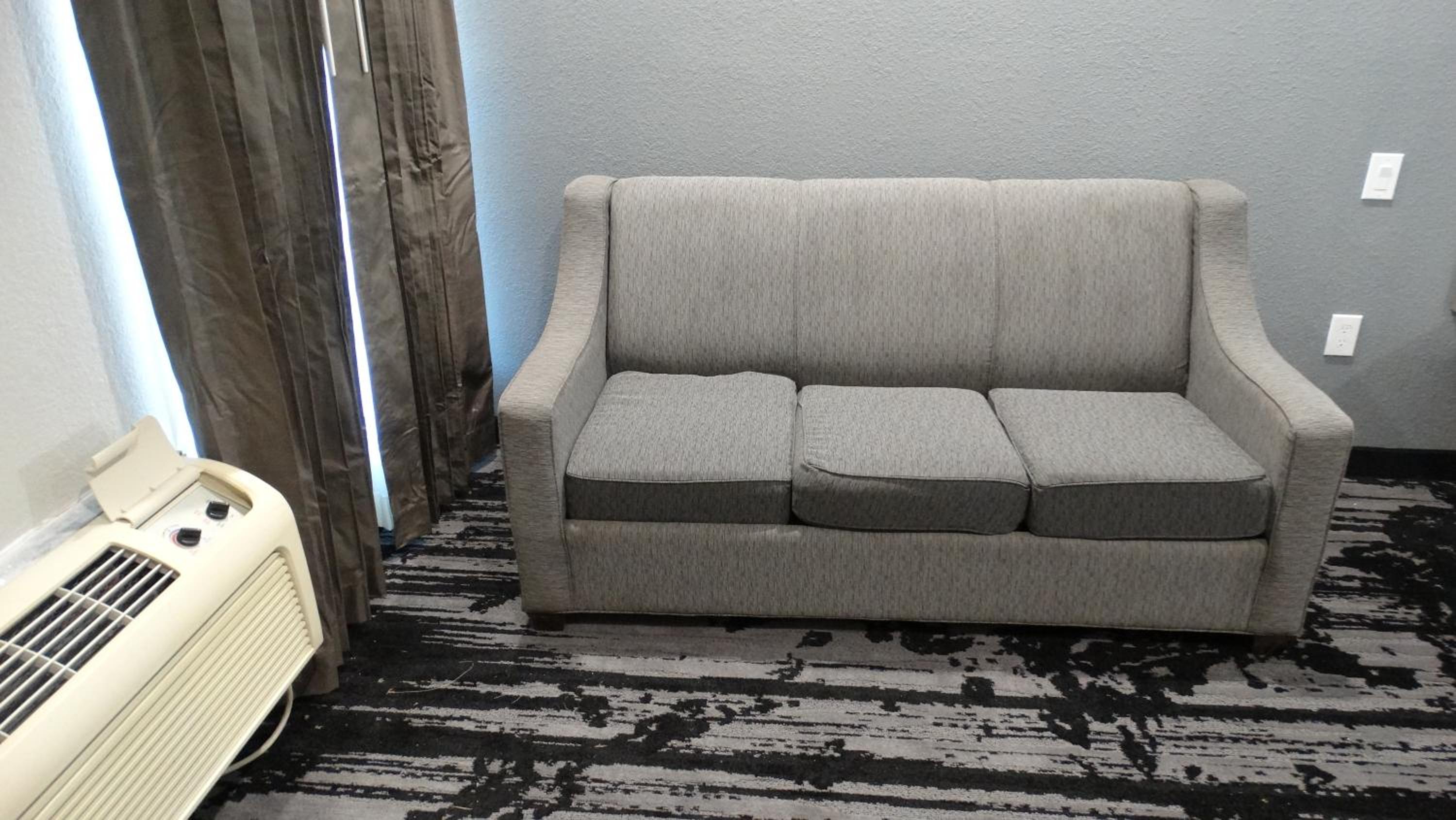 Regency Inn and Suites Humble - Property Image 10