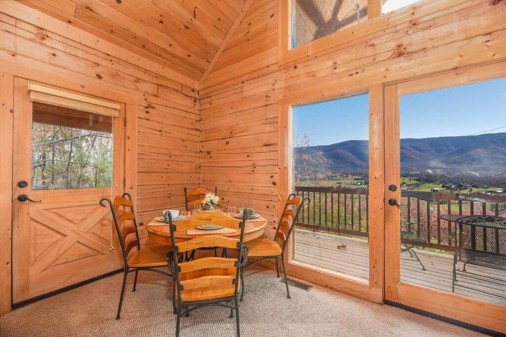 Gorgeous View. Hot Tub. Privacy. Fireplace. Pool & Fishing Access! view 5