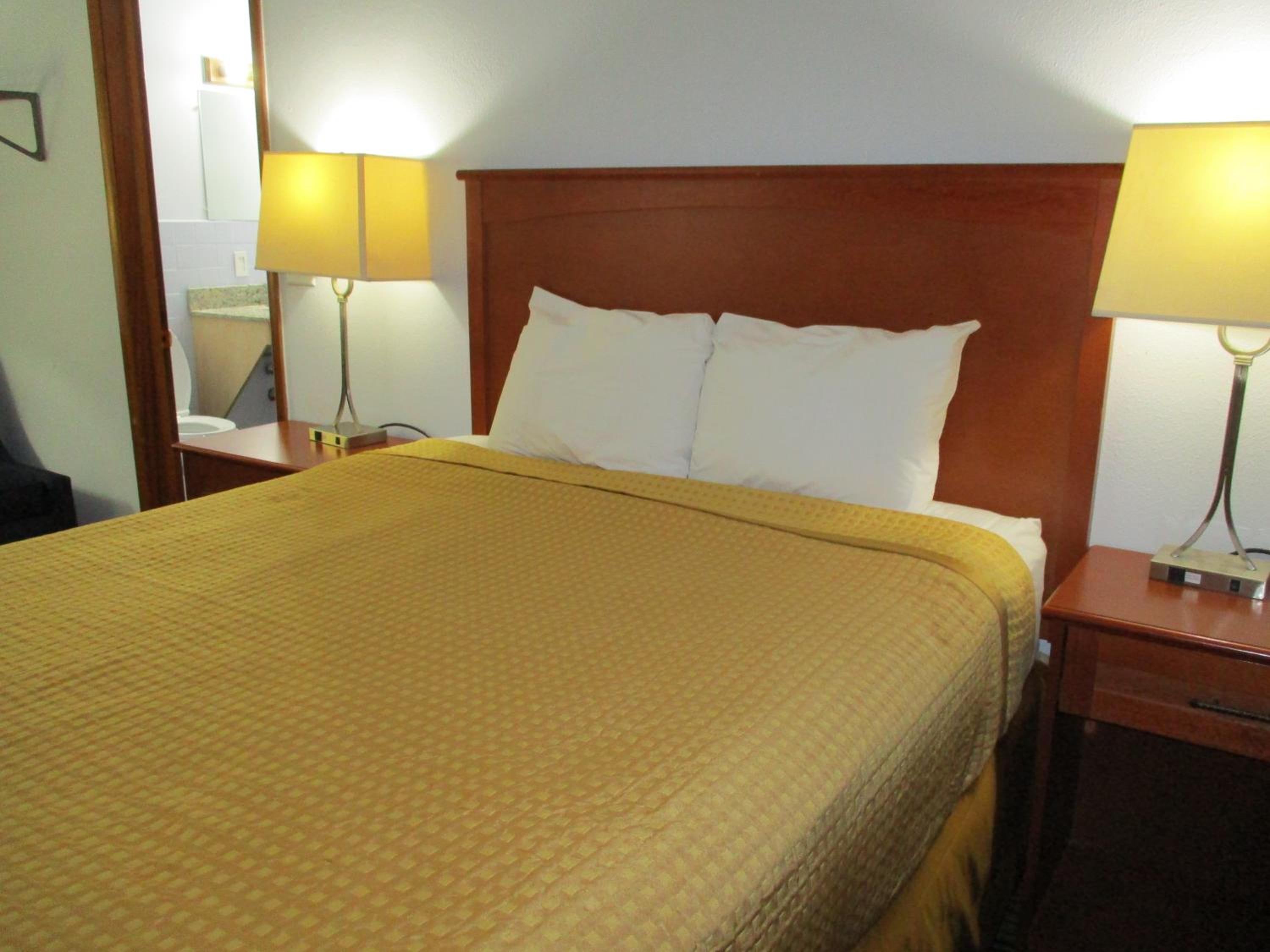 Travelodge by Wyndham Spirit Lake/Okoboji