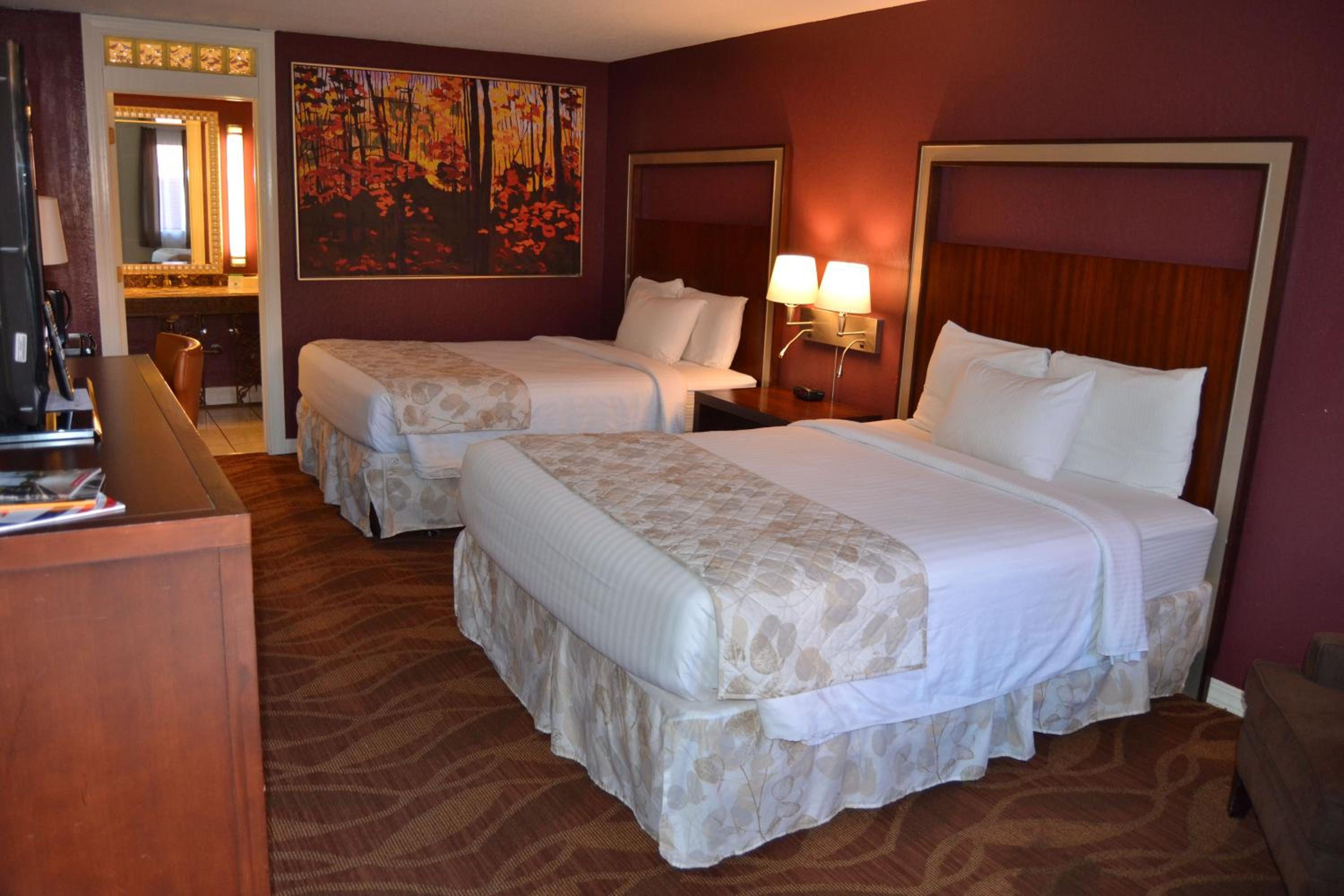 Cascades Inn