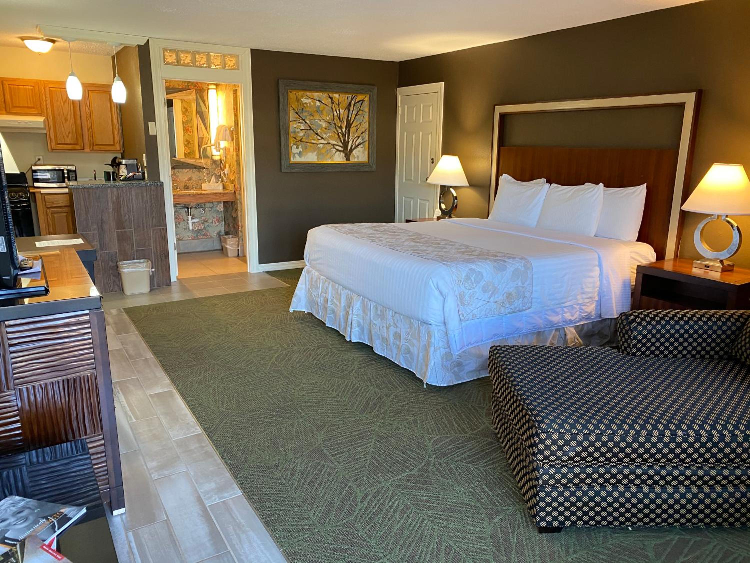 Cascades Inn