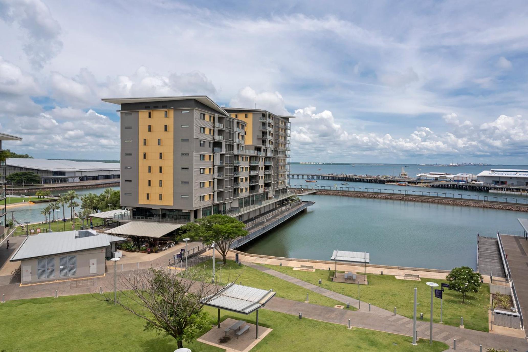 Saltwater Suites - Waterfront Apartments
