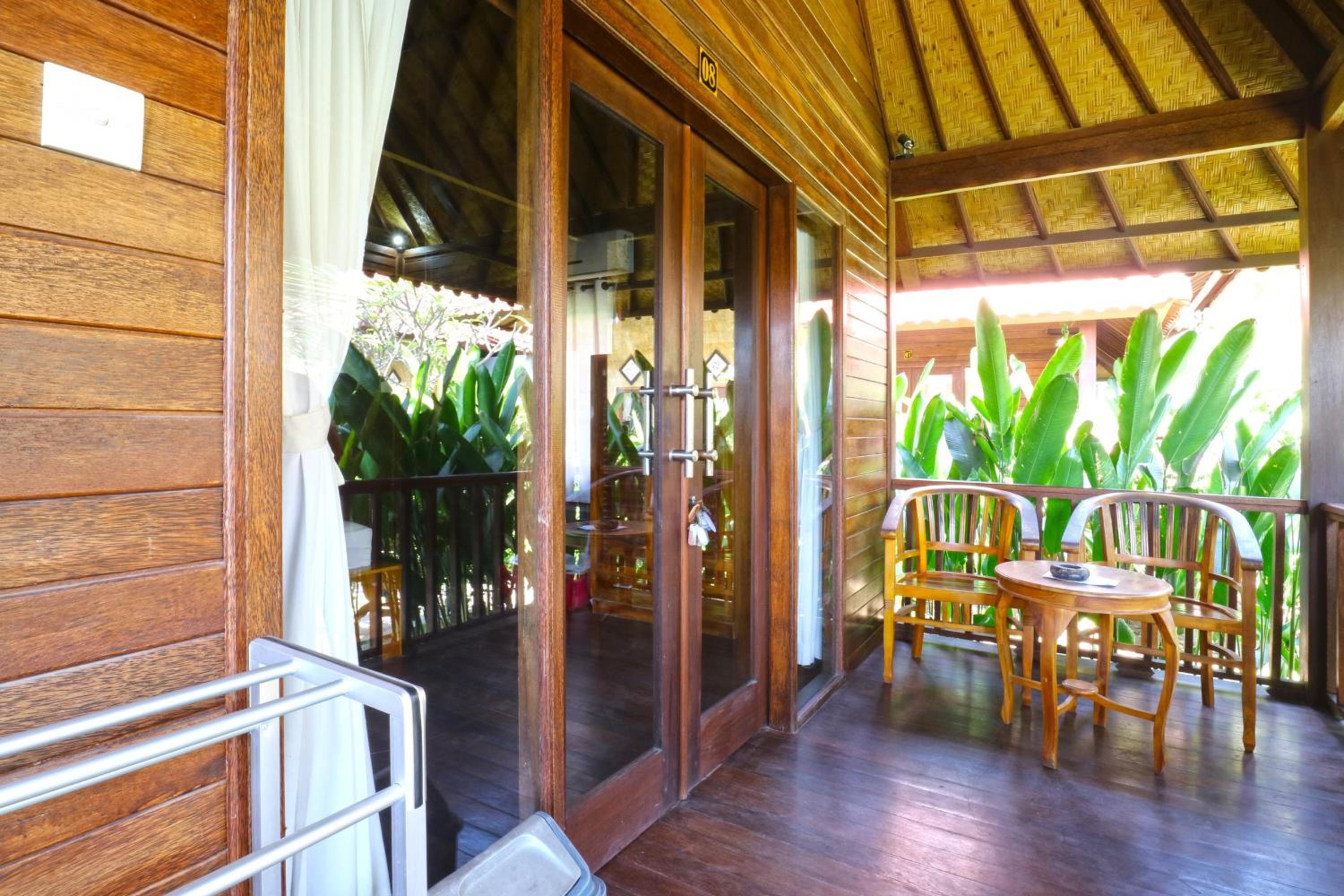 Nyoman Guesthouse and Grill