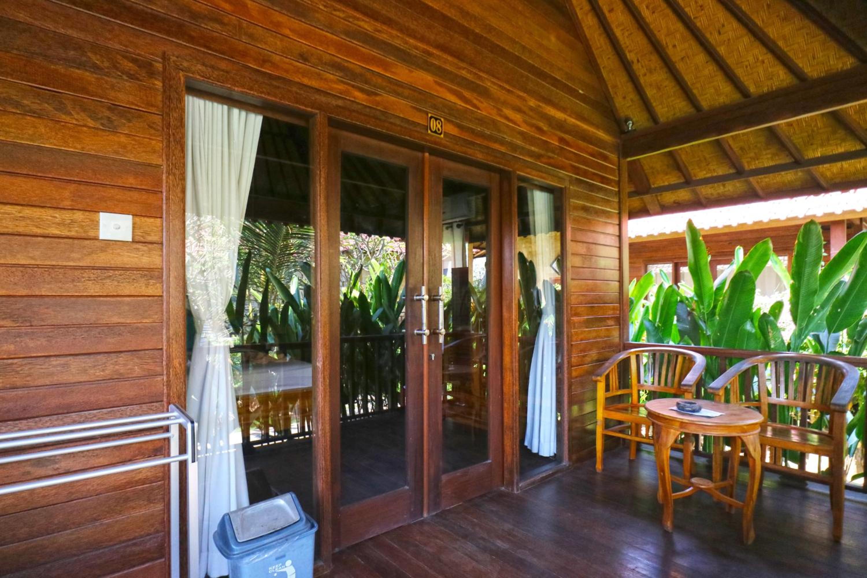 Nyoman Guesthouse and Grill