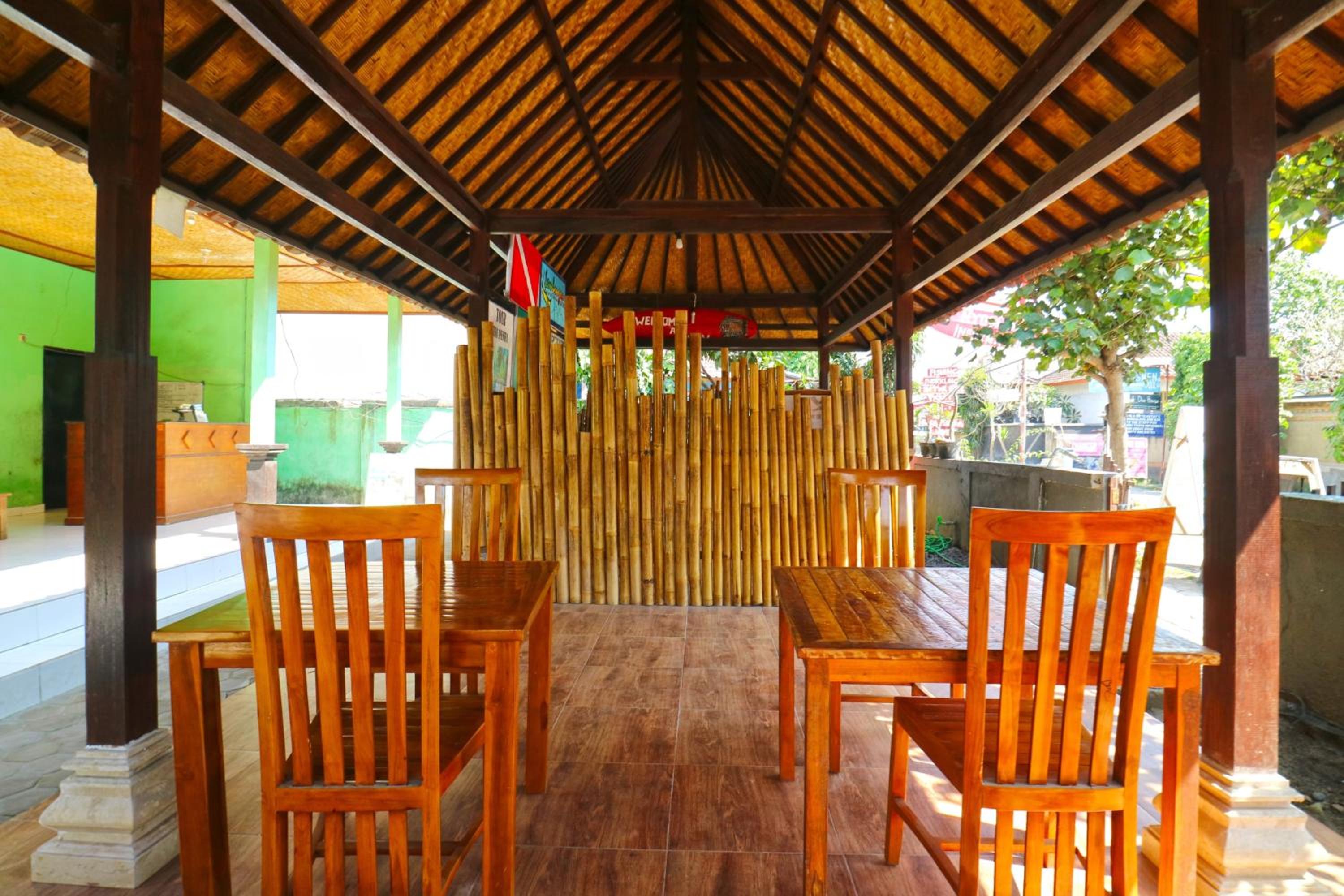 Nyoman Guesthouse and Grill
