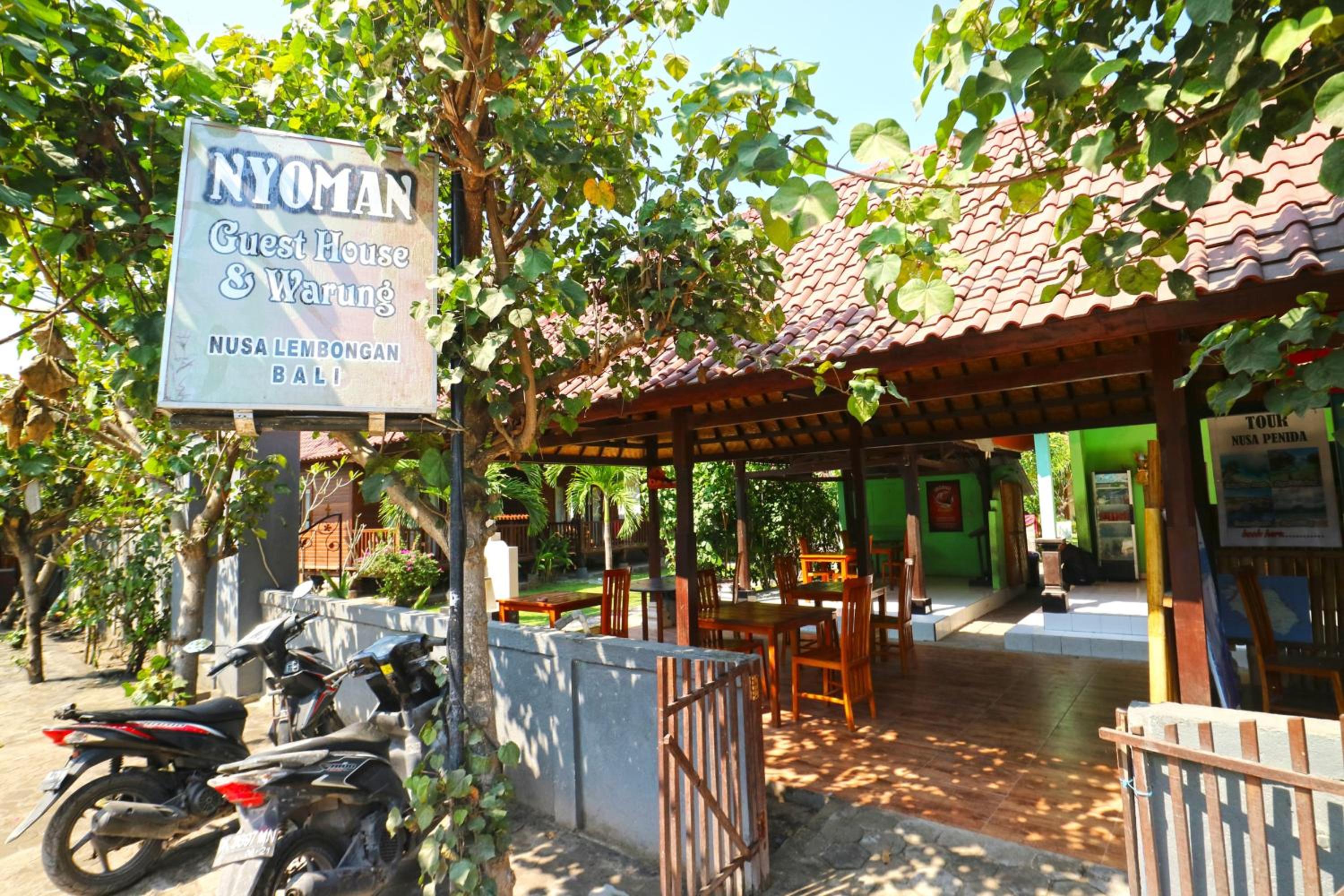 Nyoman Guesthouse and Grill