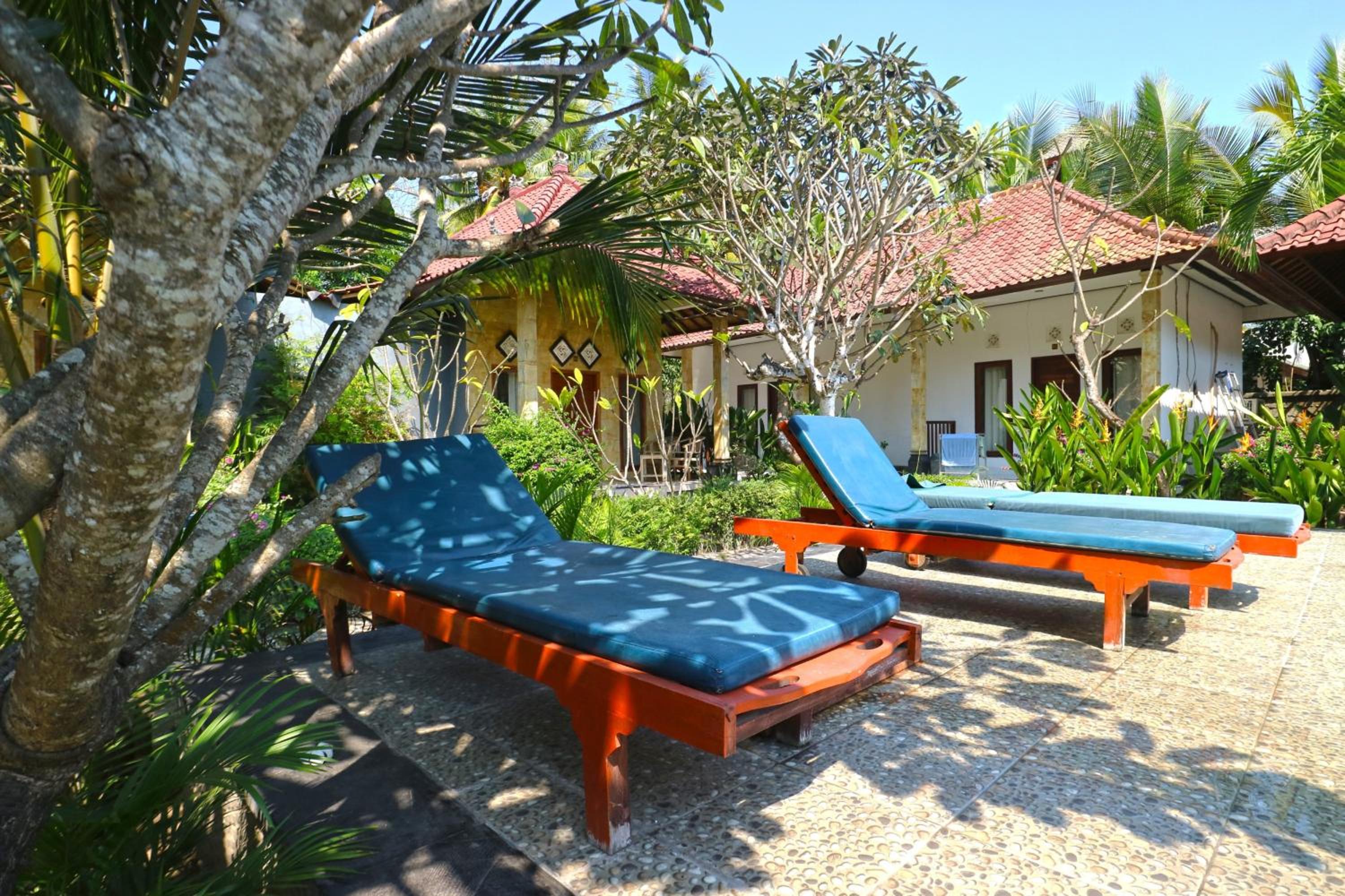 Nyoman Guesthouse and Grill
