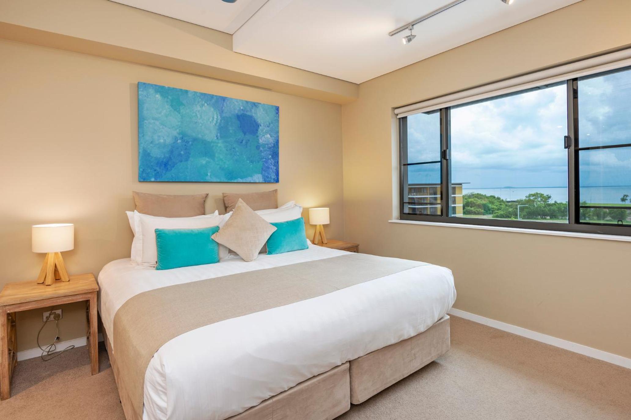 Saltwater Suites - Waterfront Apartments