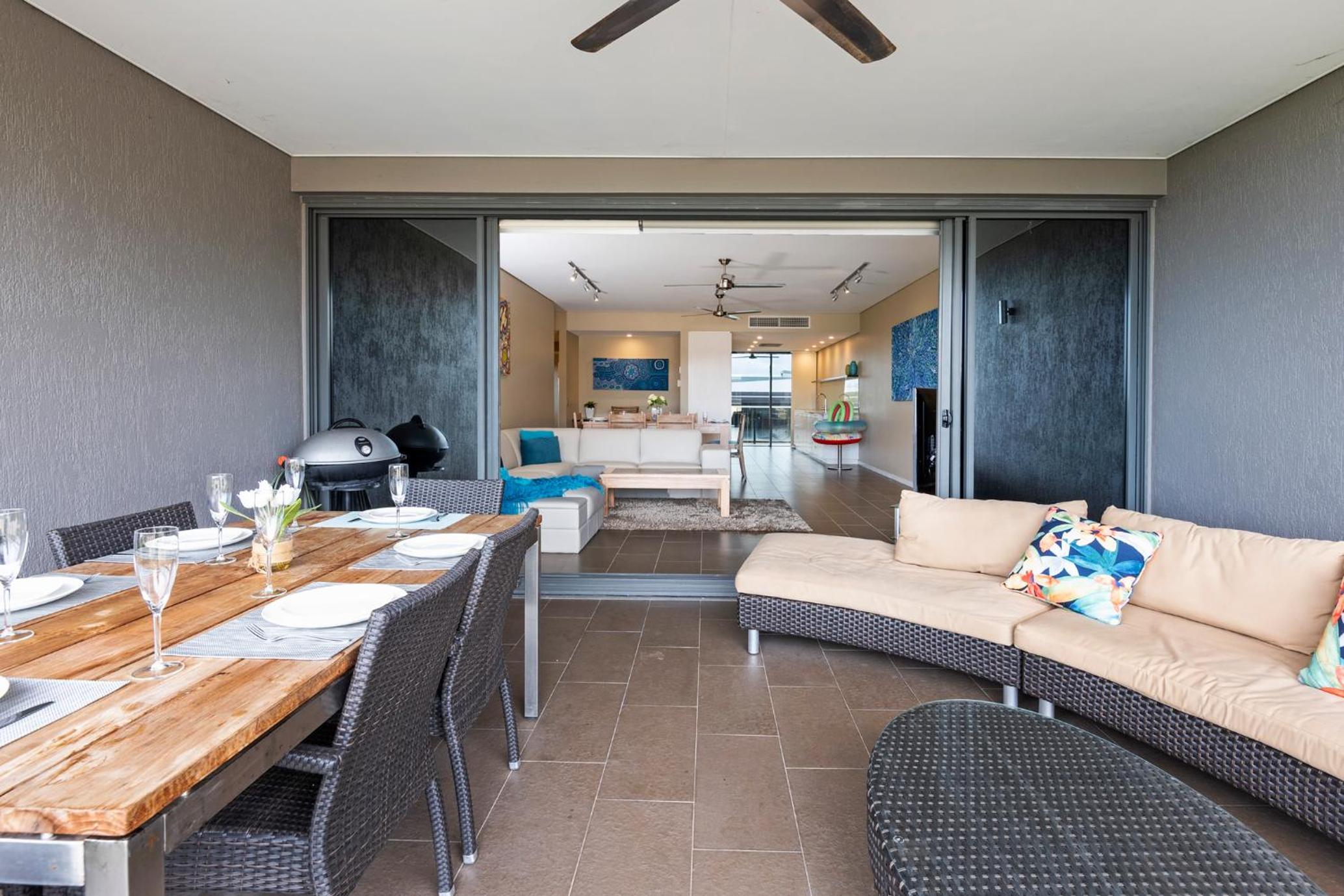 Saltwater Suites - Waterfront Apartments