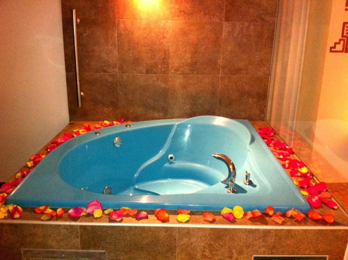 Jacuzzi