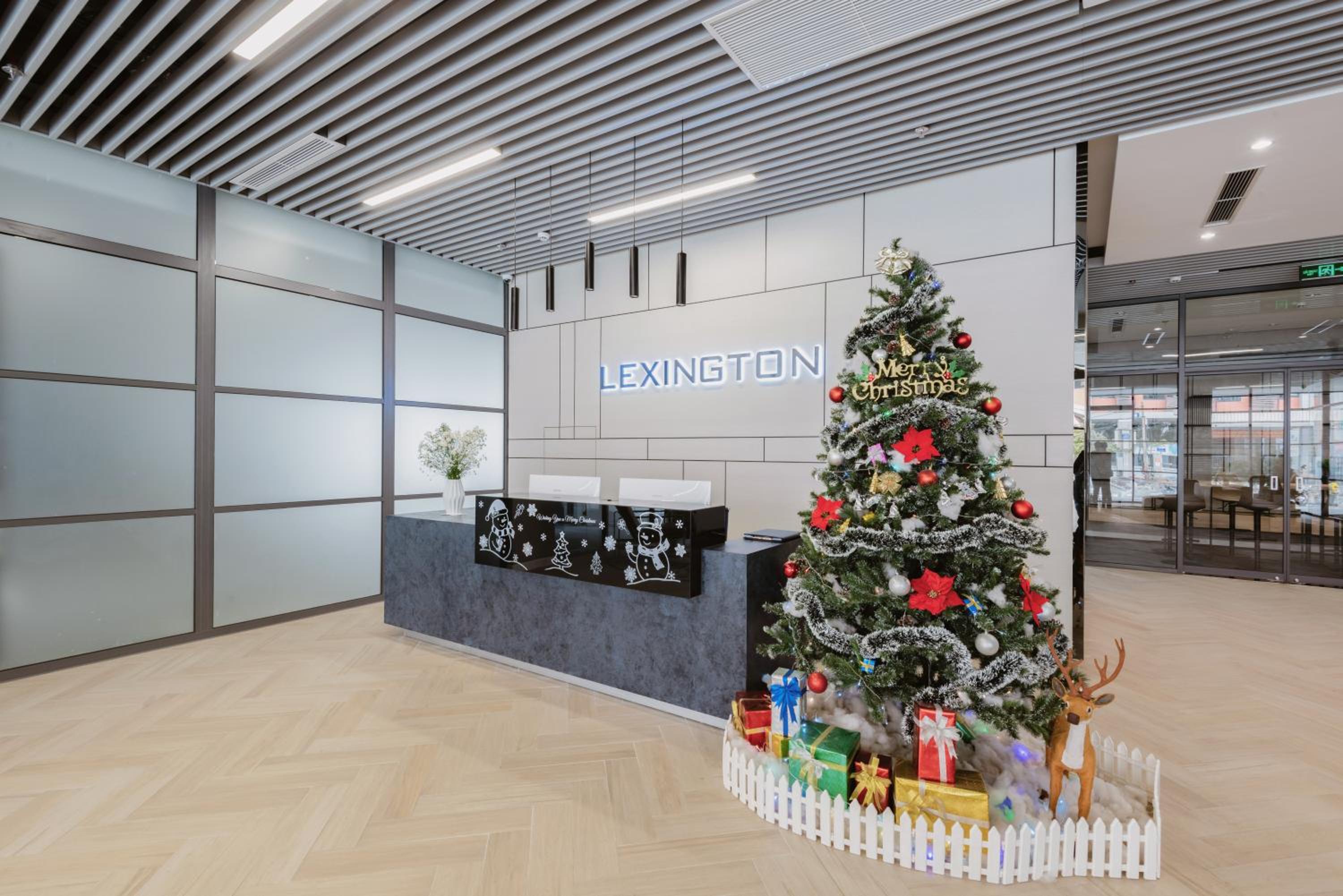 Hotel Lexington Westlake - Image 1