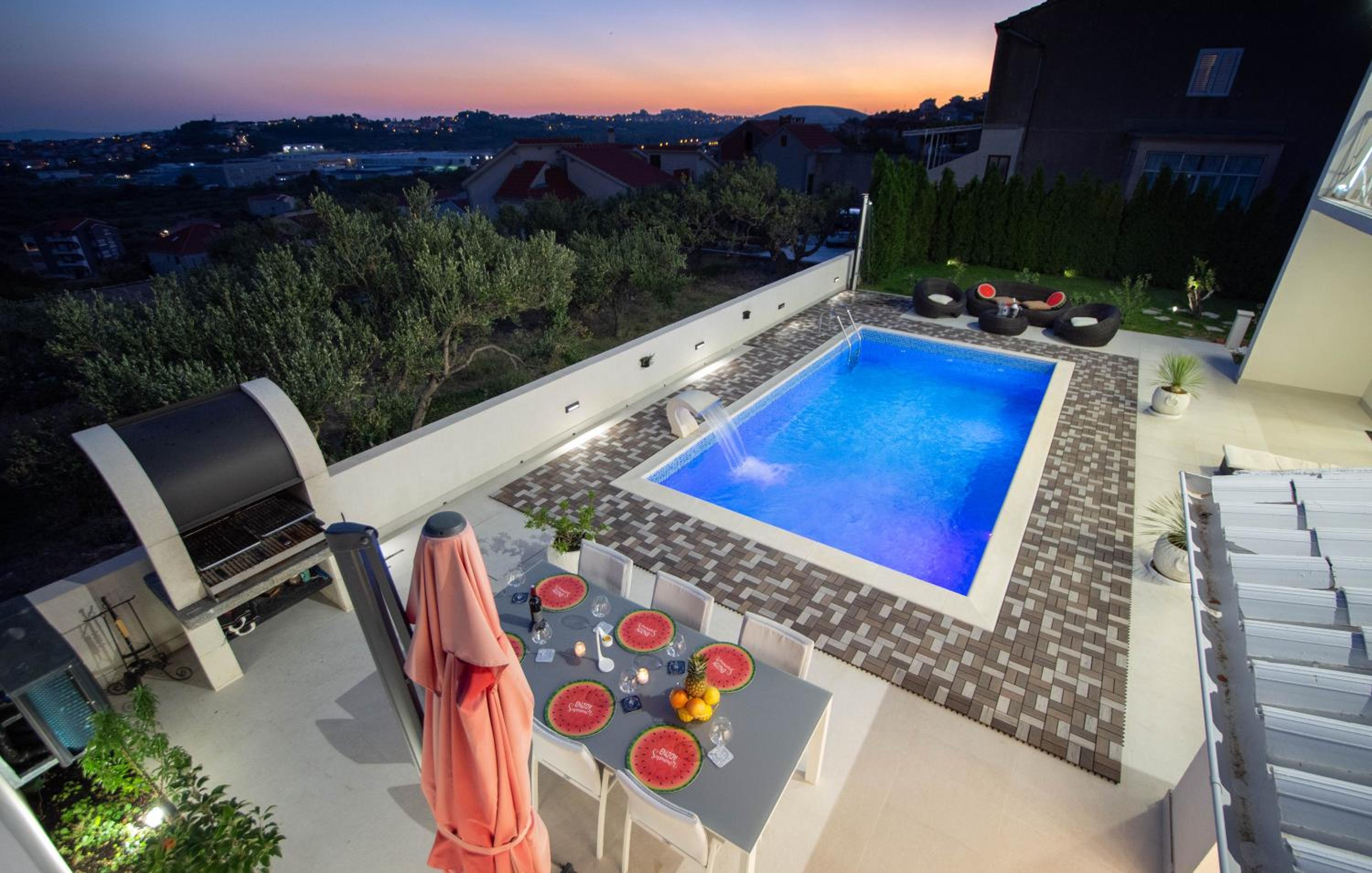 Villa Irresistible
