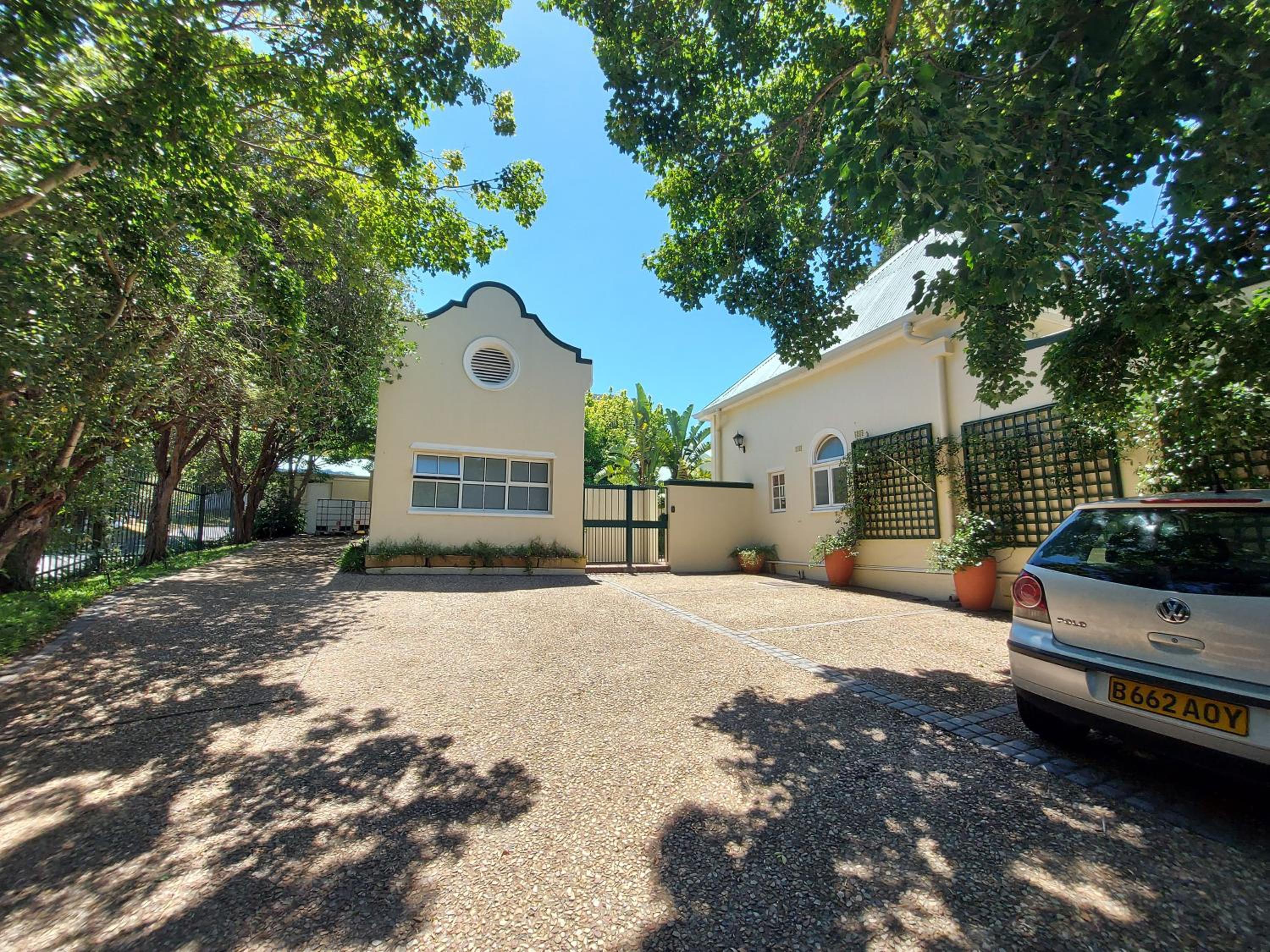 Newlands Guest House - Image 4