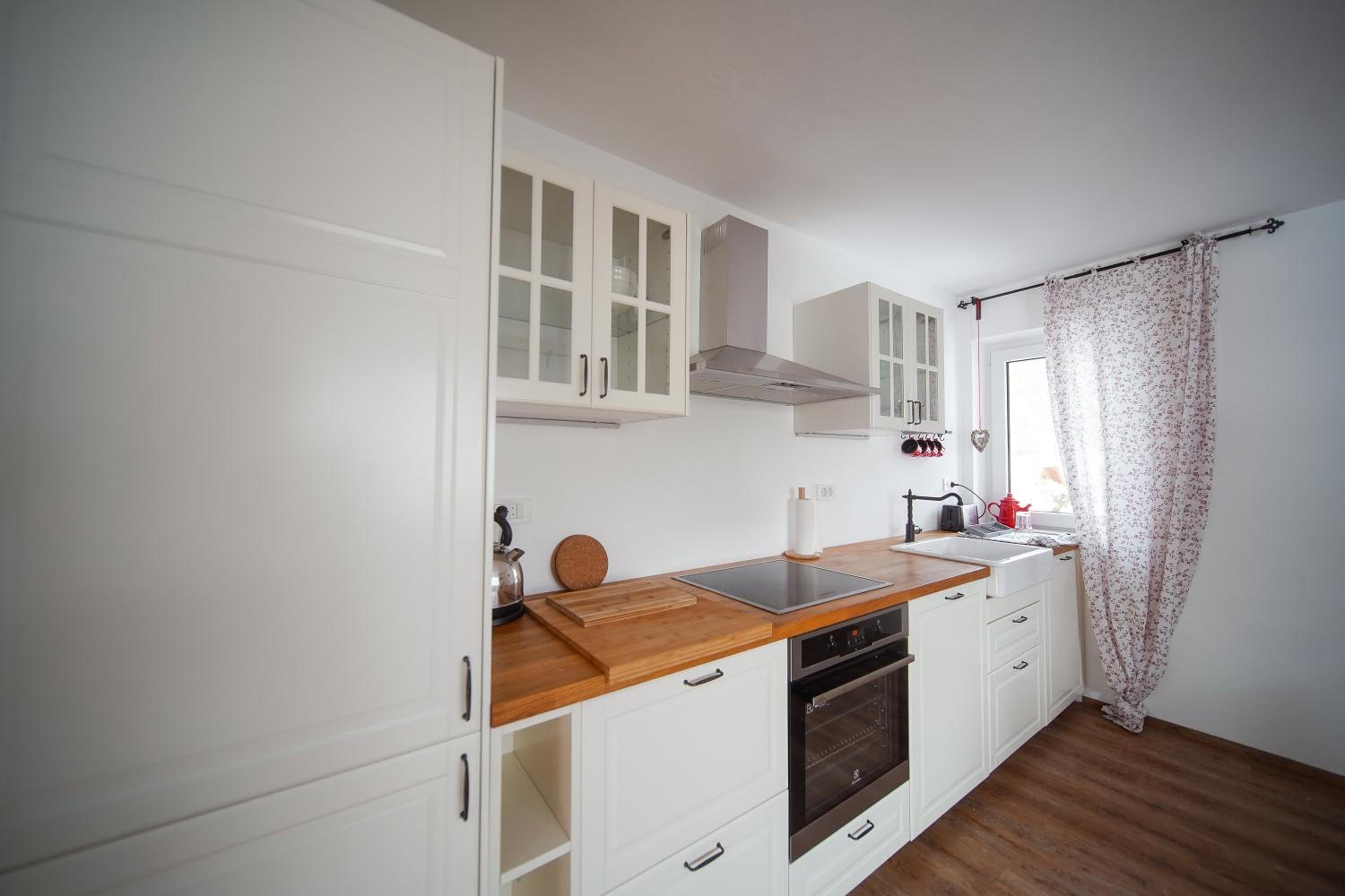 Cozy Nest in the heart of Kranjska Gora view 4