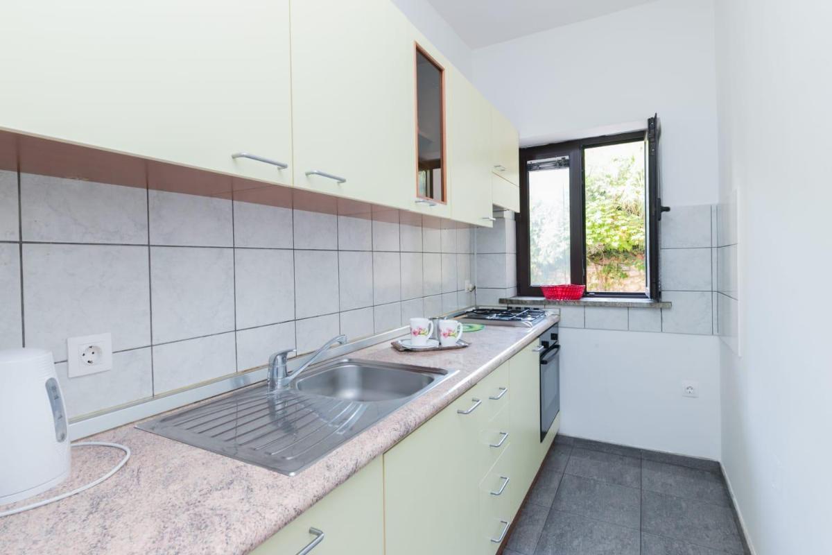Apartment Green Pag view 2