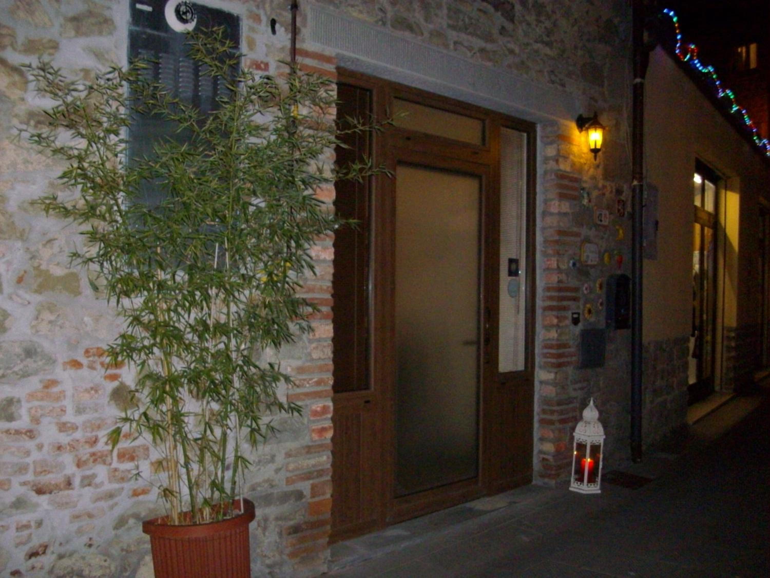 Photo 50