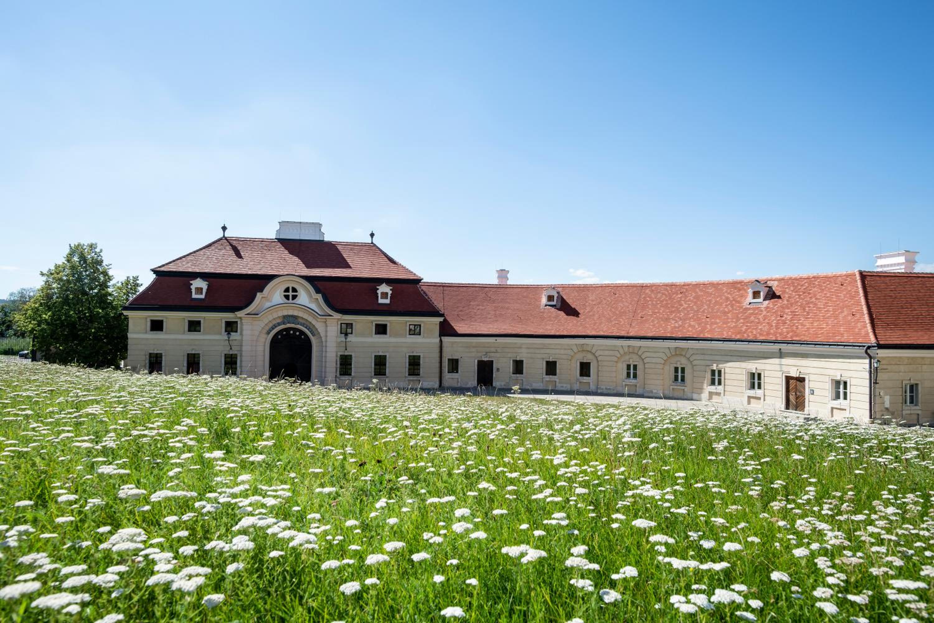Gästehaus Benediktinerstift Göttweig - Bed & Breakfast Monastery