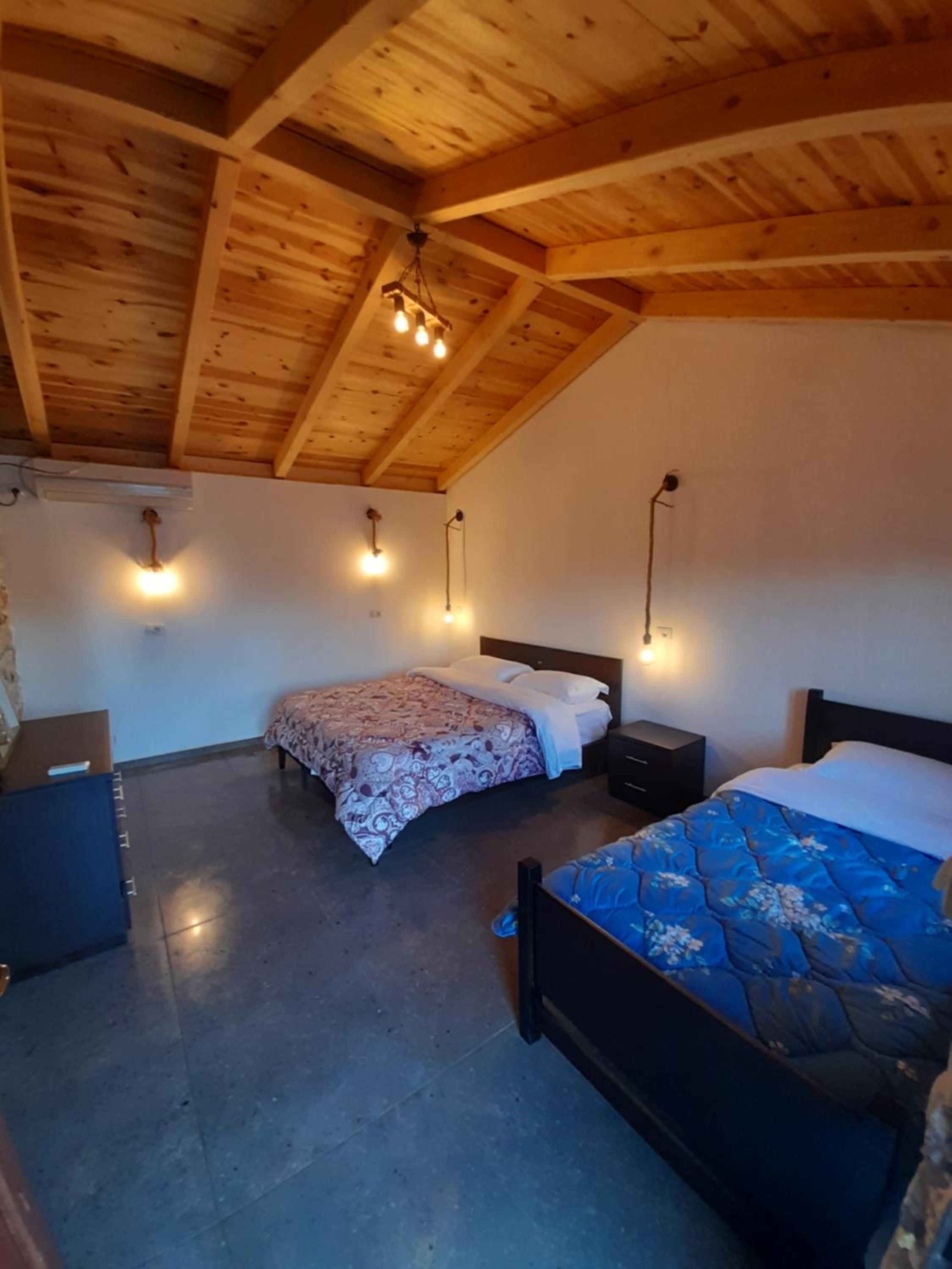 Windmill Shkodra Gesthouse Camping & Grill
