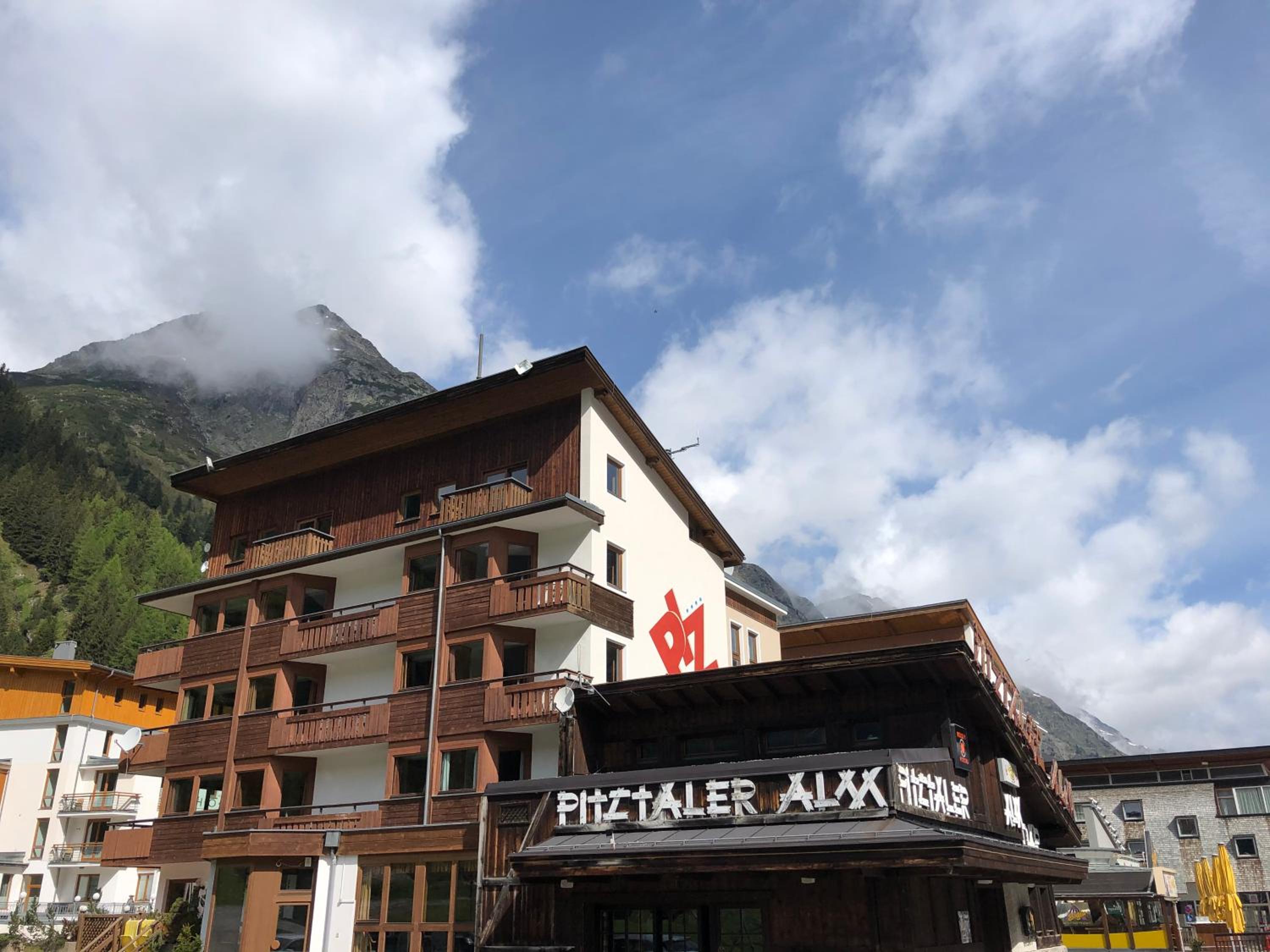 Piz-Hotel
