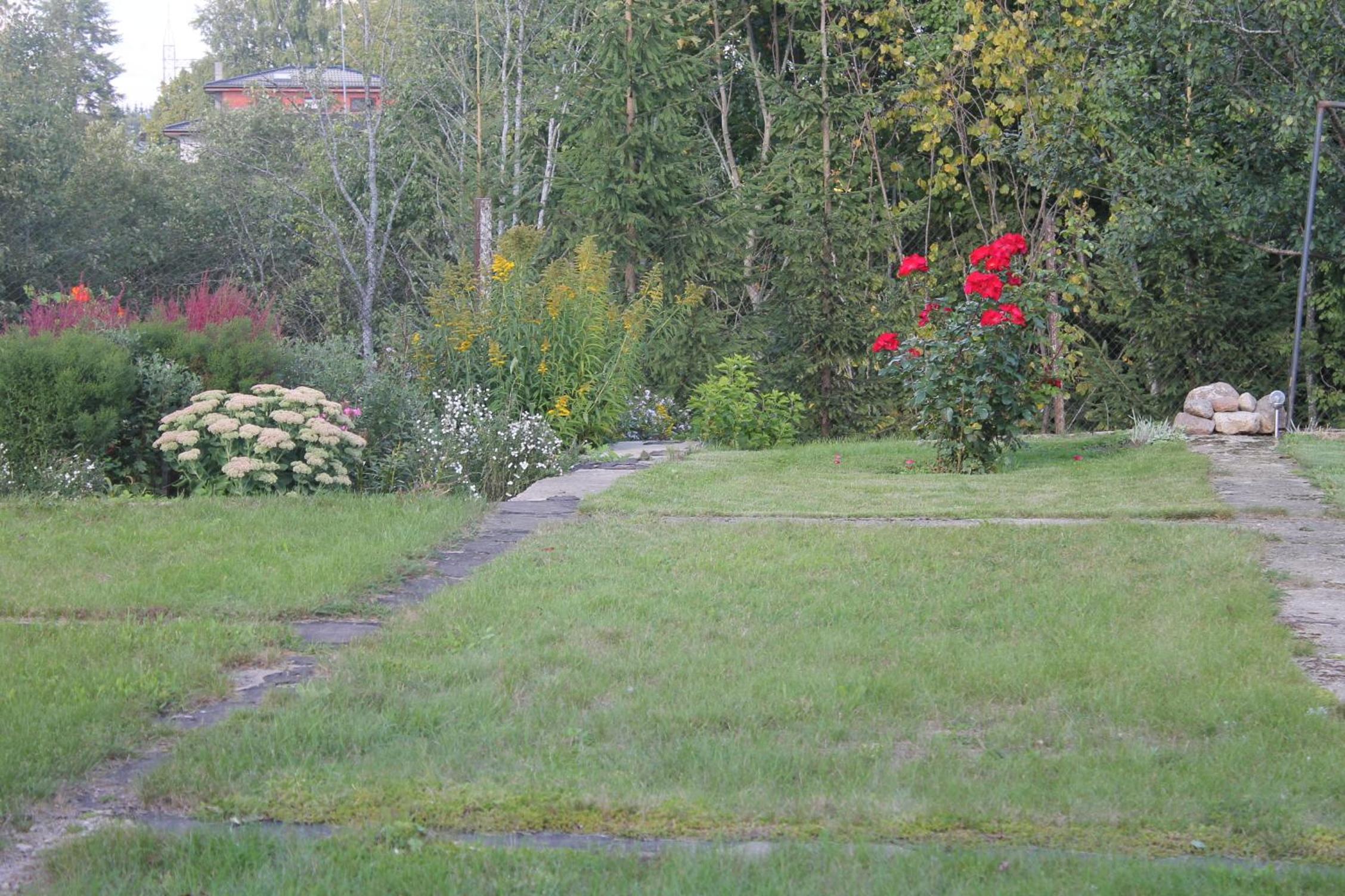 Lepa Guest House