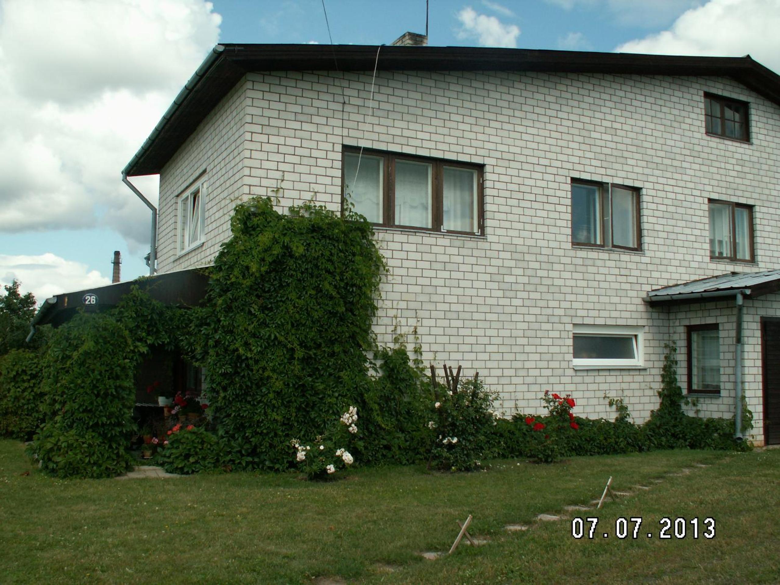 Lepa Guest House