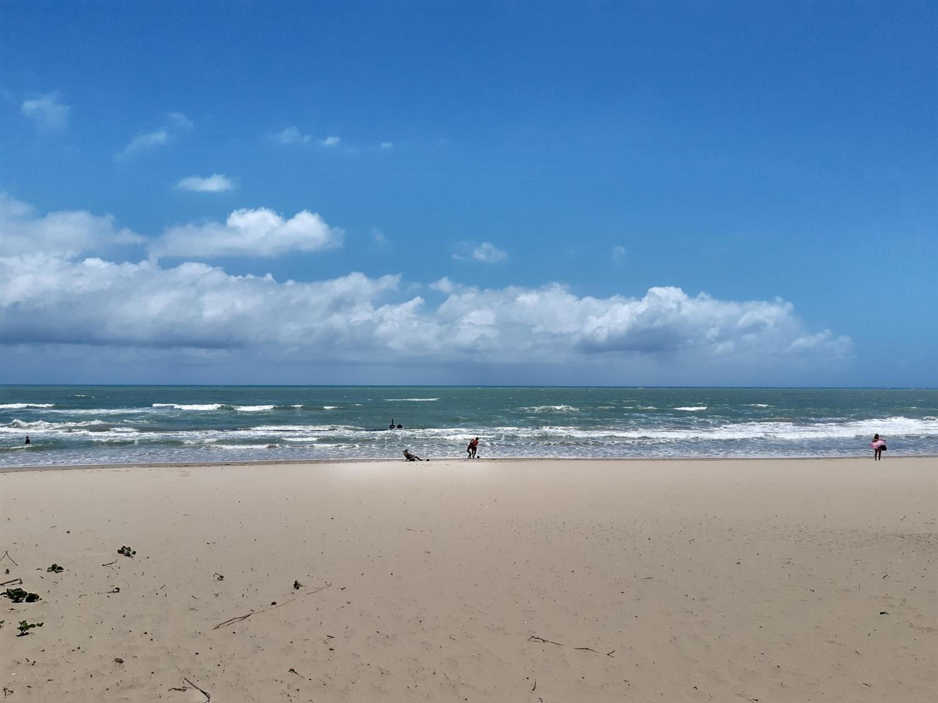 Lar Recife Olinda Praia 1, na Avenida Boa Viagem