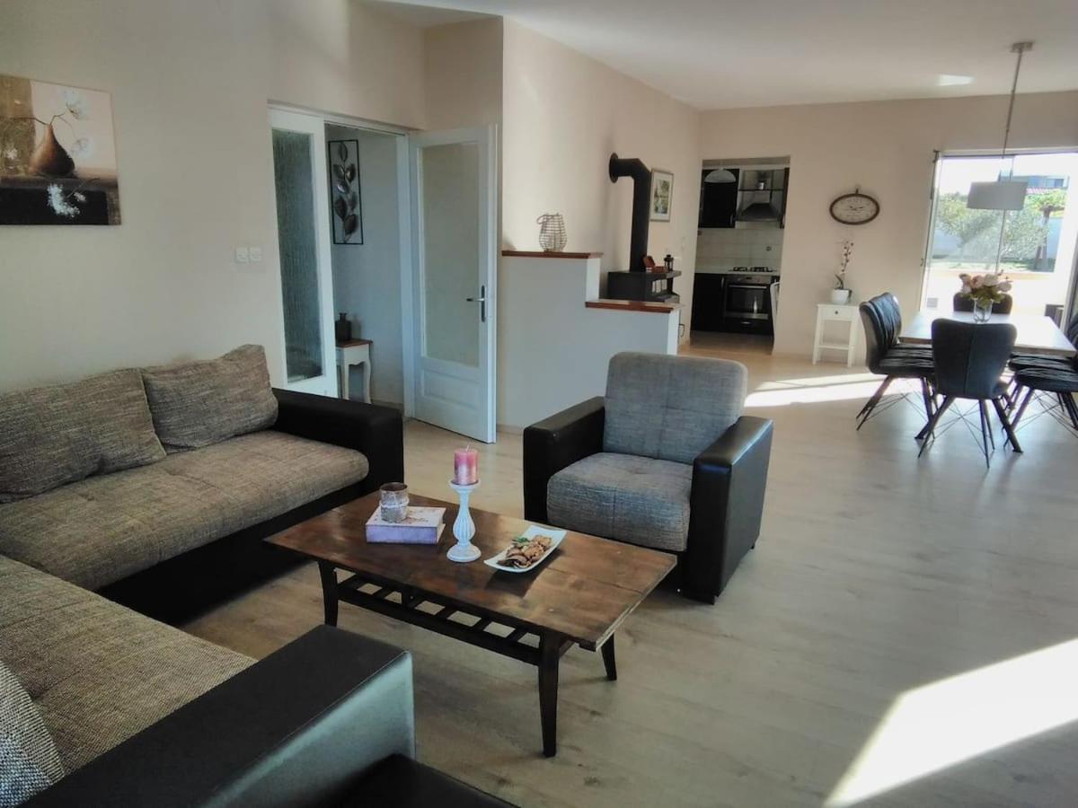 Maslina view 2
