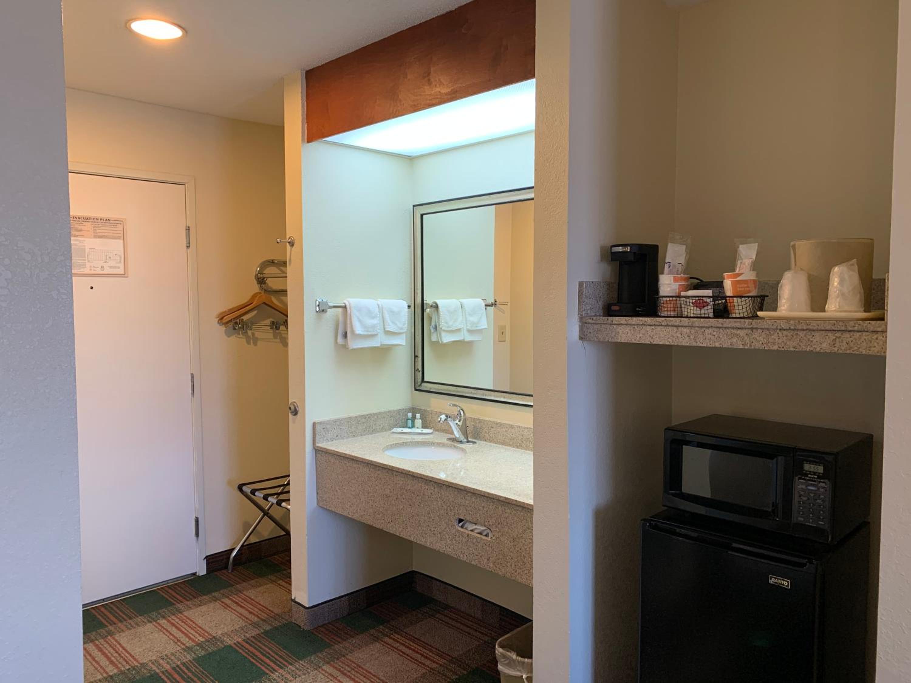 Quality Inn Montgomery South - Property Image 3