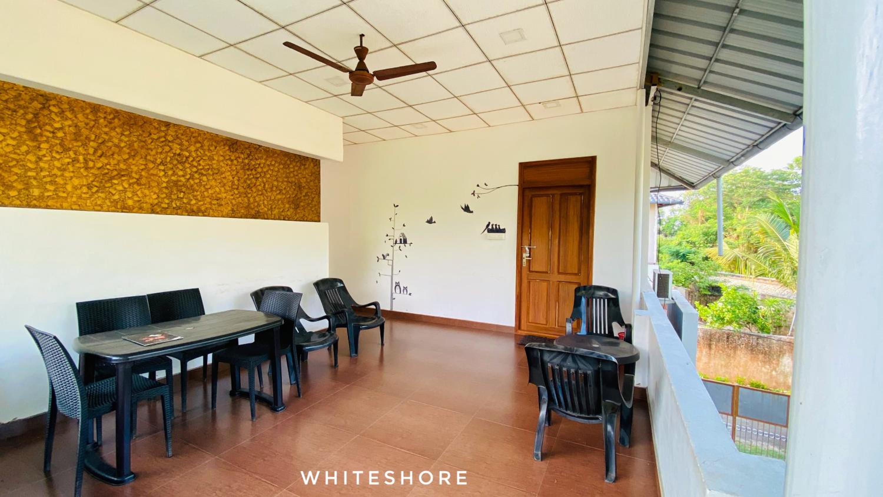 White Shore Beach Homestay