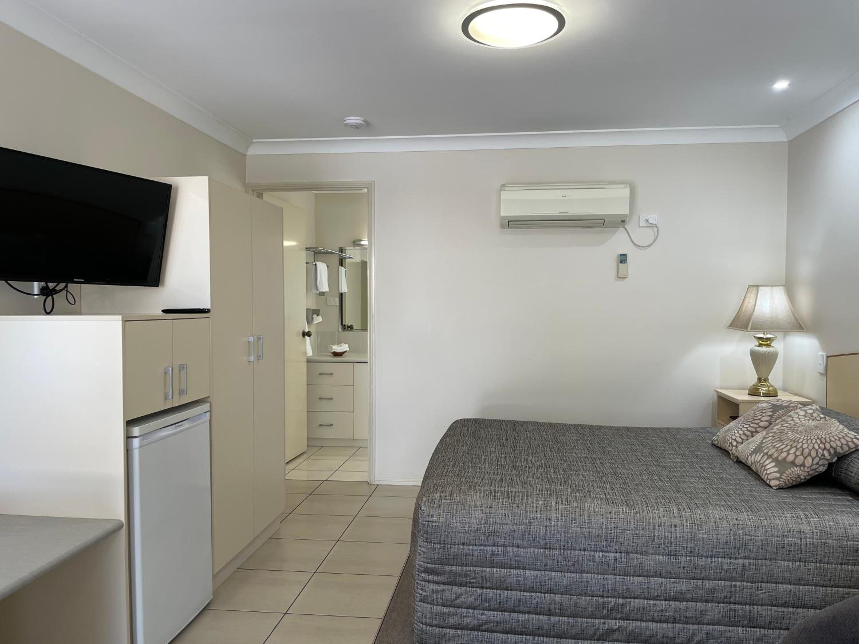 Crows Nest Motel