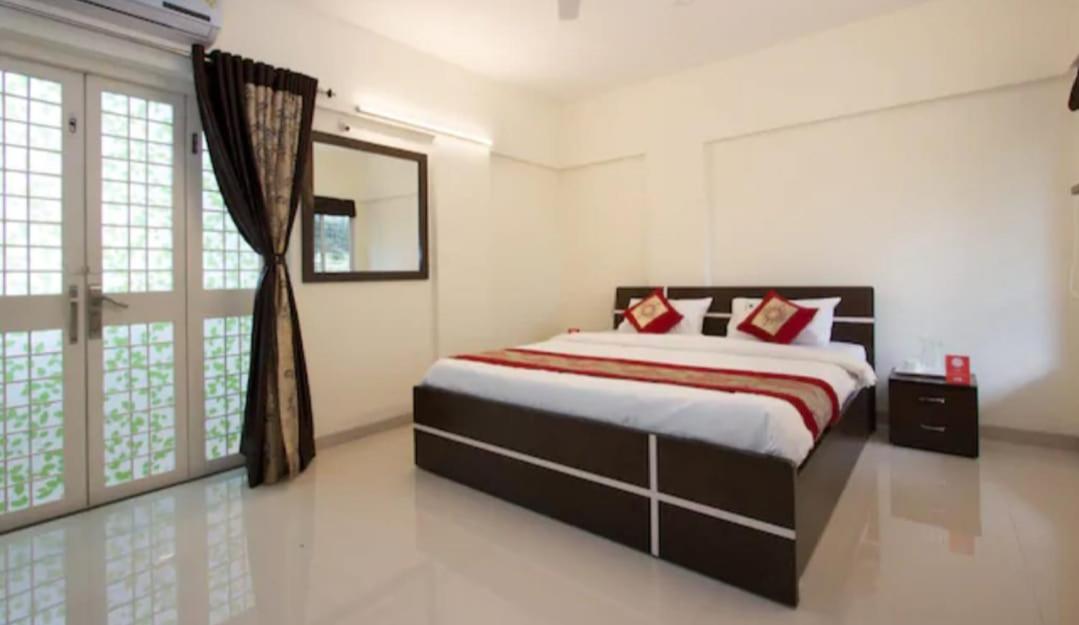 Leisurely Abode Service Apartments And Homestay view 3